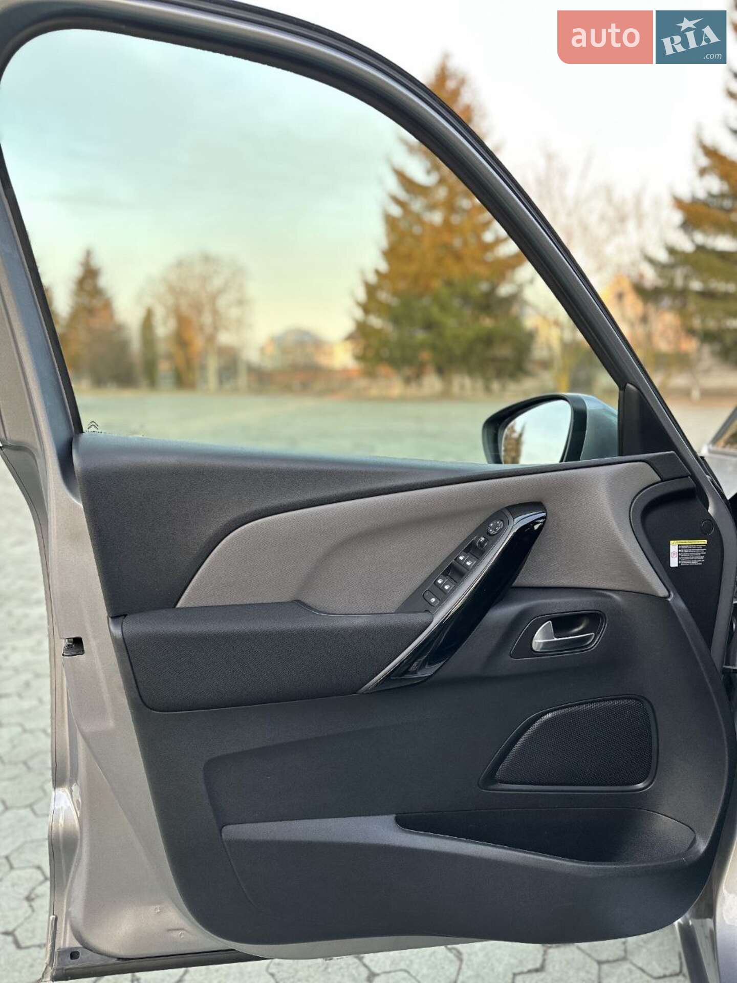 Citroen C4 SpaceTourer 2019 VIN VF73DBHZMJJ745881 фото оголошення 36 з 48