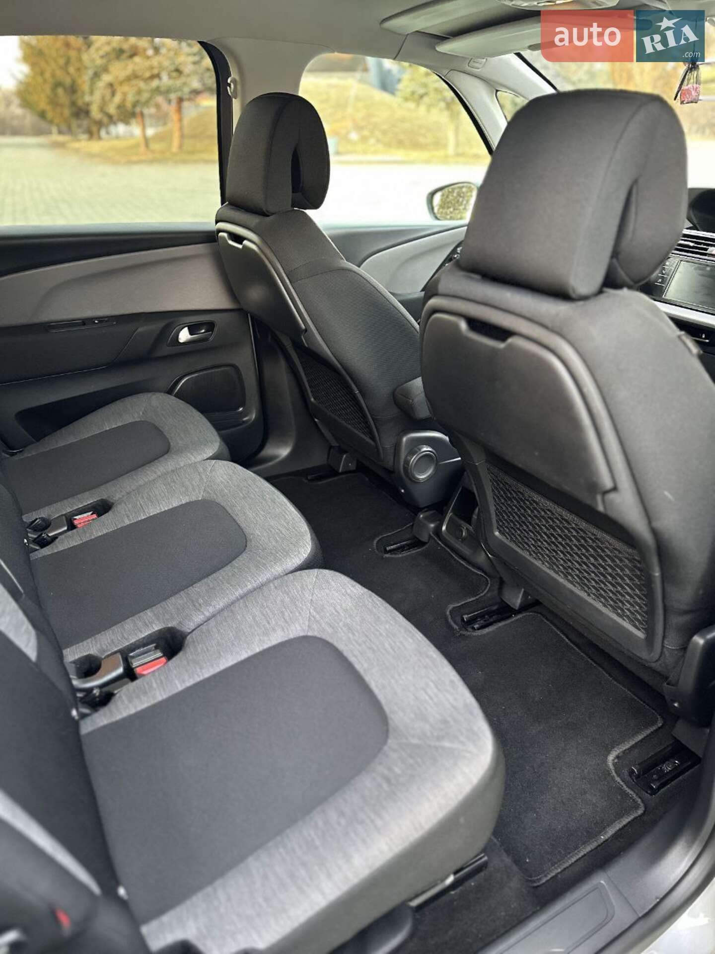 Citroen C4 SpaceTourer 2019 VIN VF73DBHZMJJ745881 фото оголошення 46 з 48