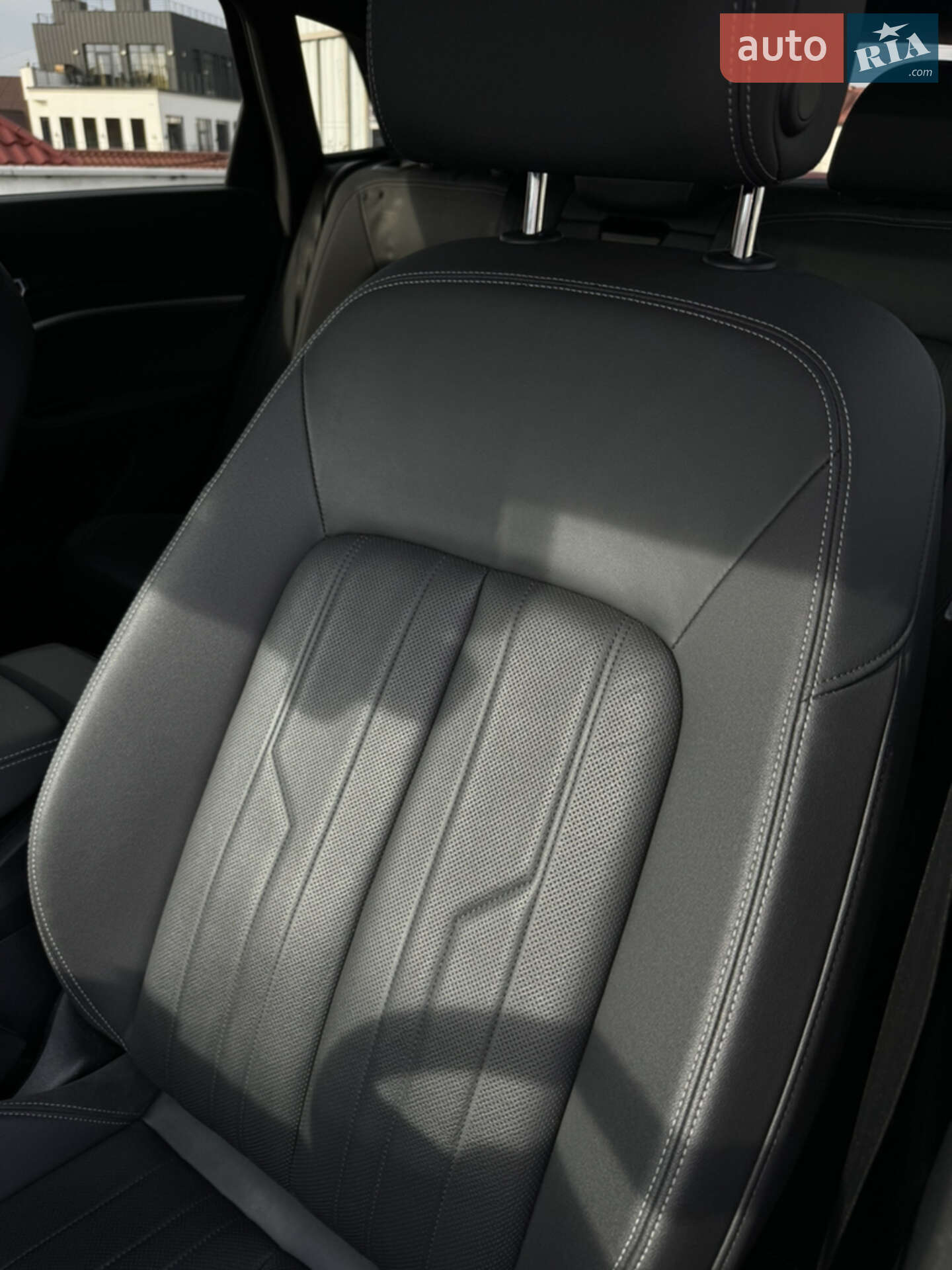Audi e-tron 2020 VIN WA1LABGE2MB011318 фото оголошення 19 з 38