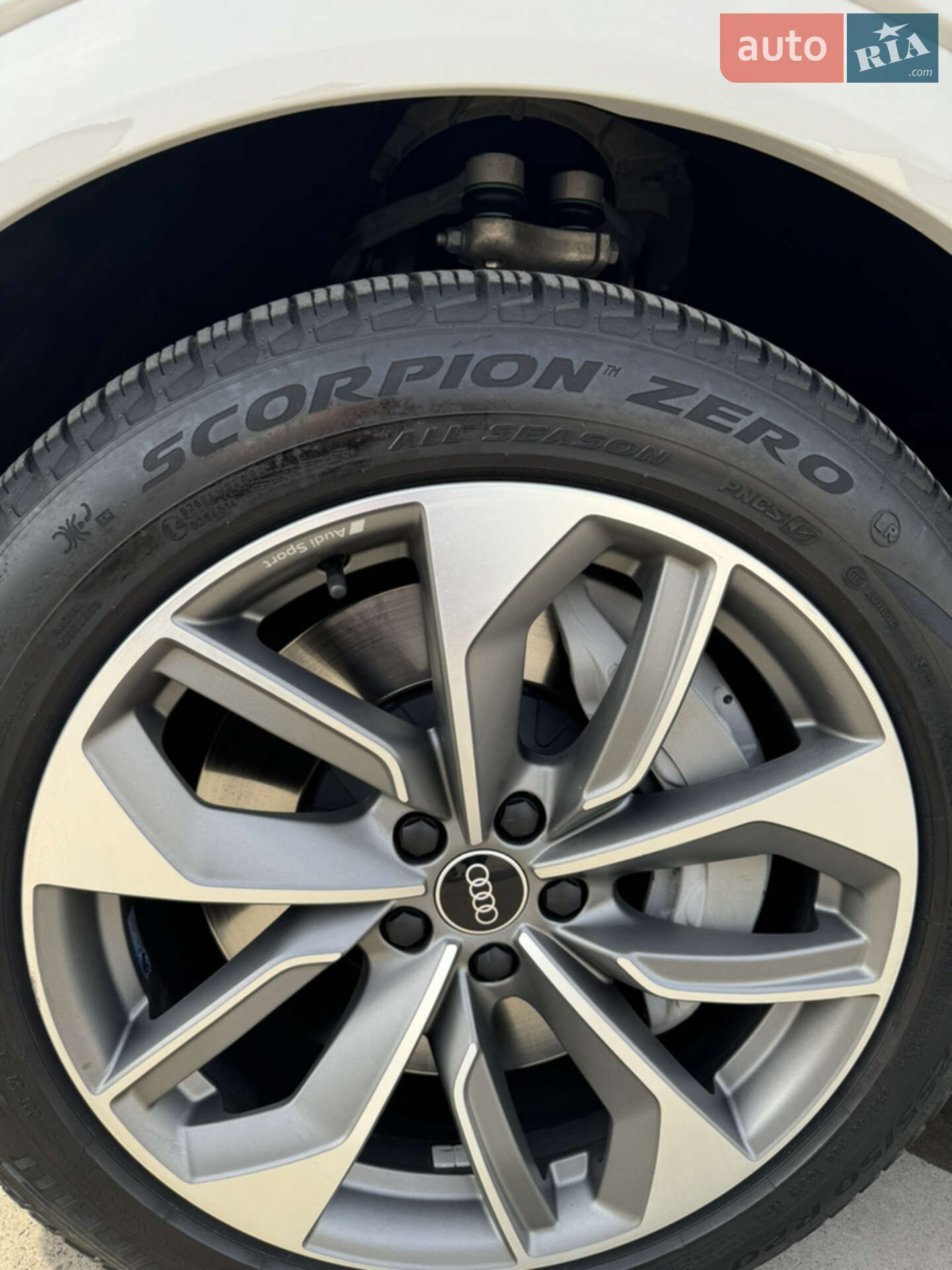 Audi e-tron 2020 VIN WA1LABGE2MB011318 фото оголошення 21 з 38