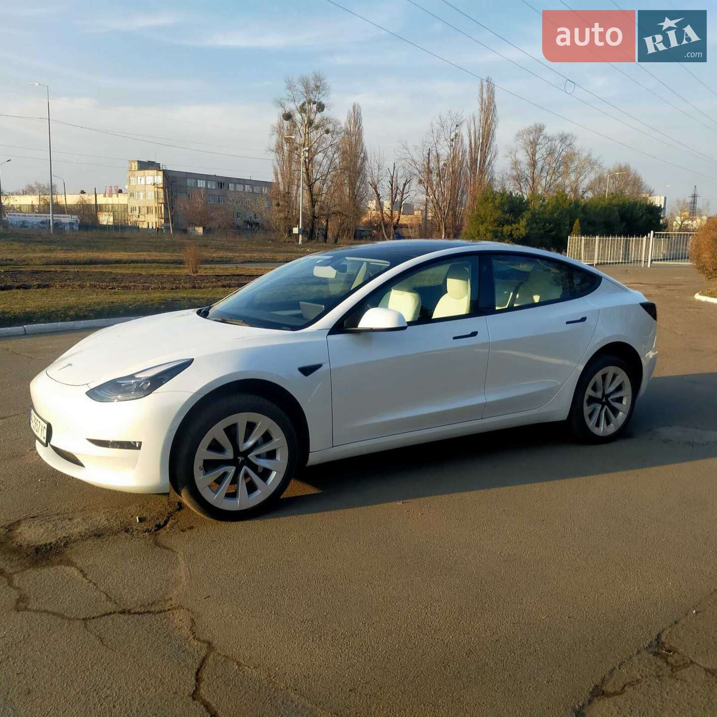 Tesla Model 3 2022 VIN 5YJ3E1EAXNF340660 фото оголошення 3 з 14