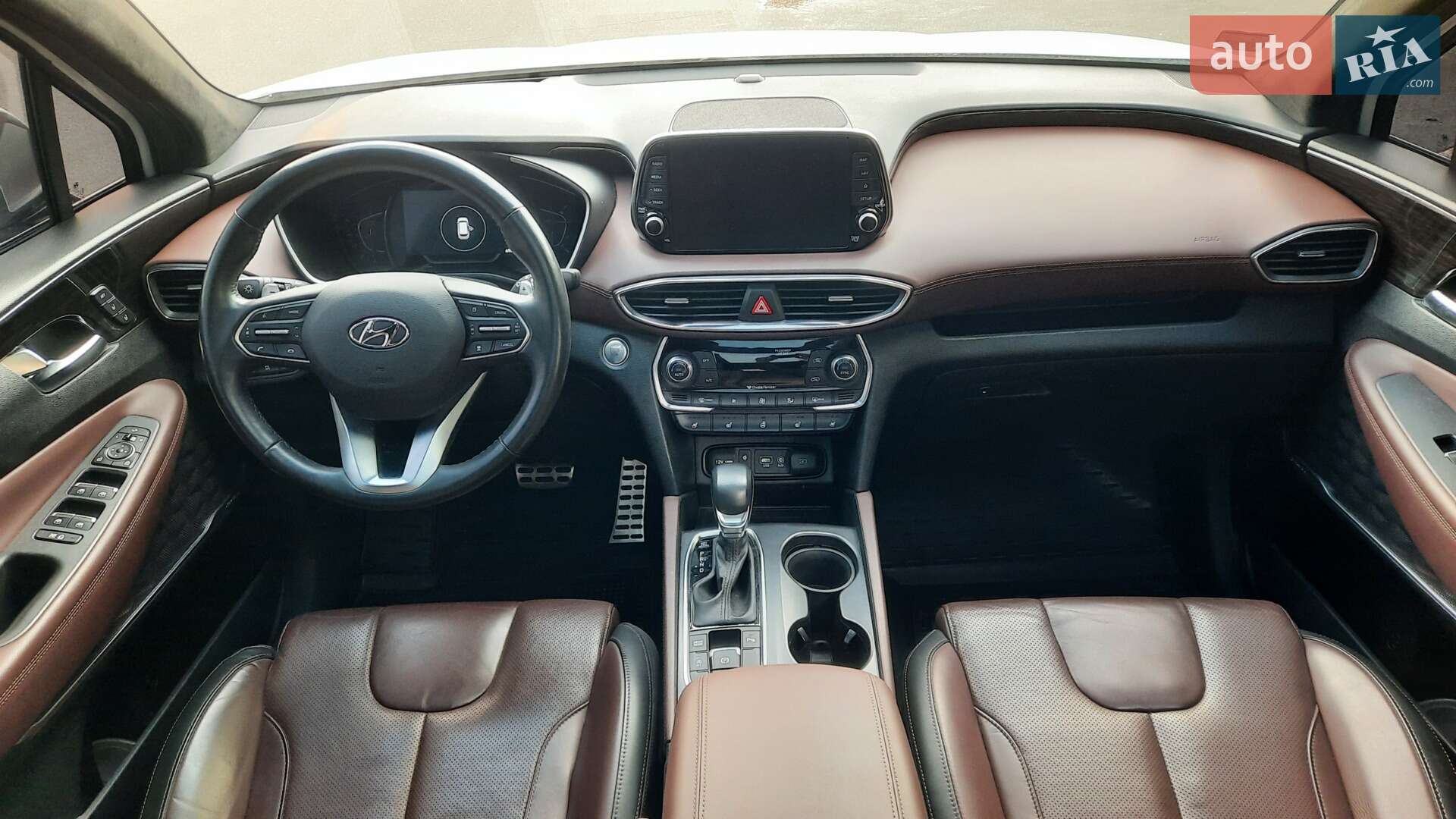 Hyundai Santa FE 2018 VIN KMHS581CDKU108194 фото оголошення 100 з 162