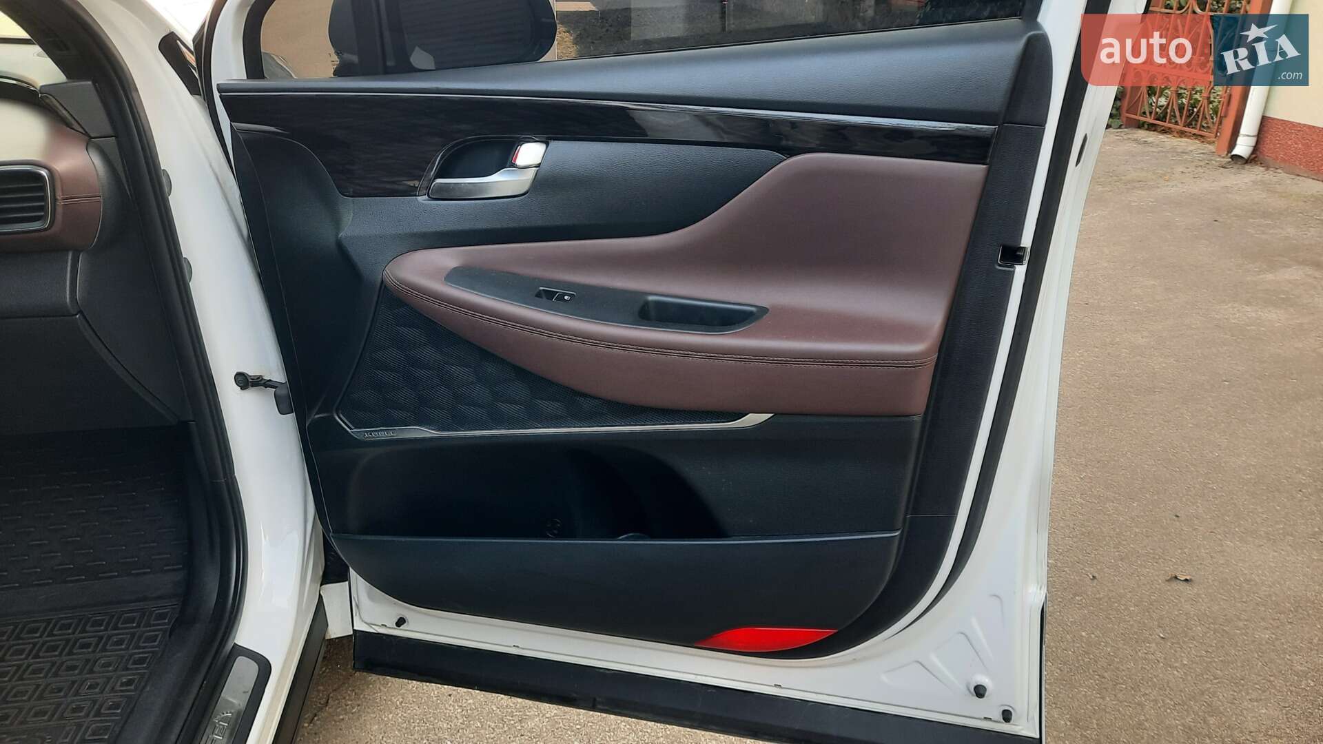 Hyundai Santa FE 2018 VIN KMHS581CDKU108194 фото оголошення 130 з 162