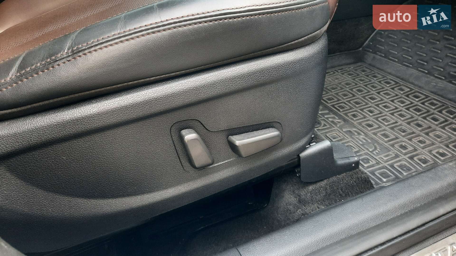 Hyundai Santa FE 2018 VIN KMHS581CDKU108194 фото оголошення 138 з 162