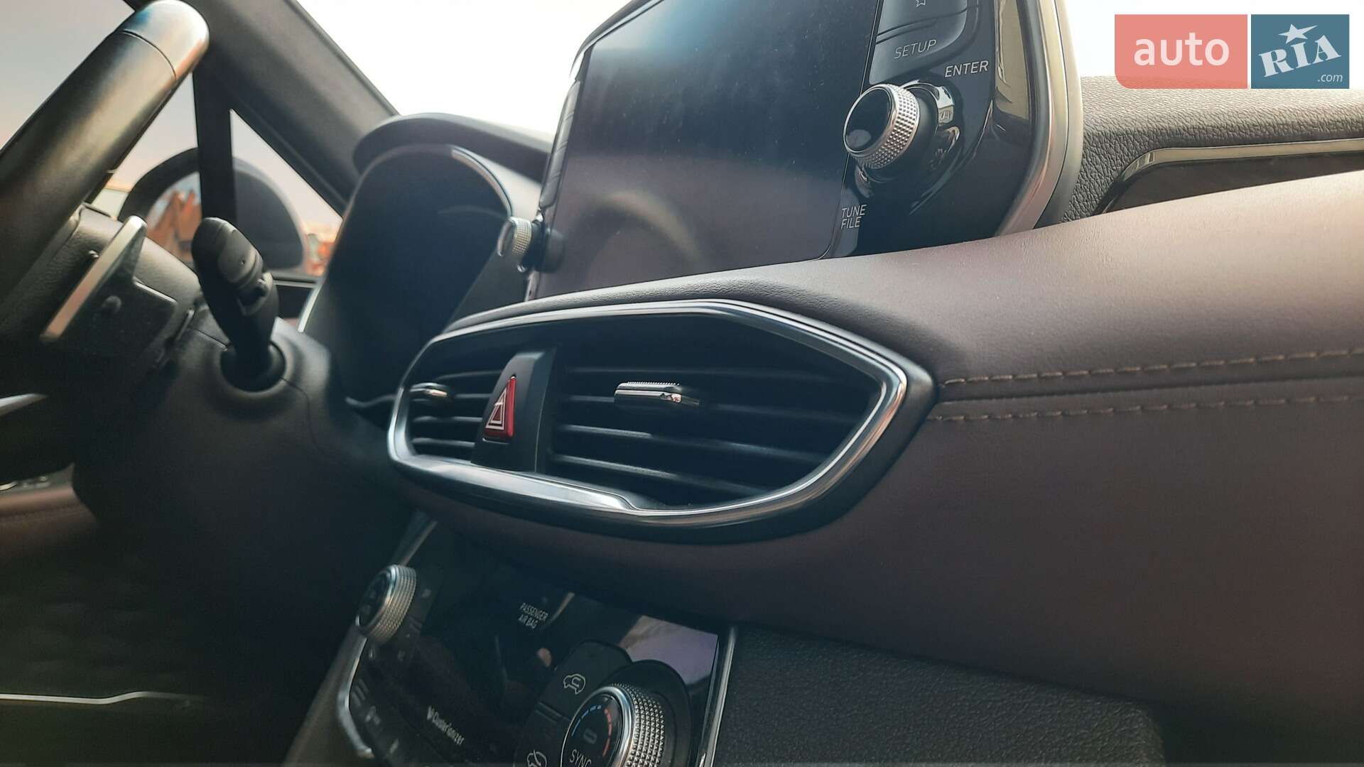 Hyundai Santa FE 2018 VIN KMHS581CDKU108194 фото оголошення 148 з 162