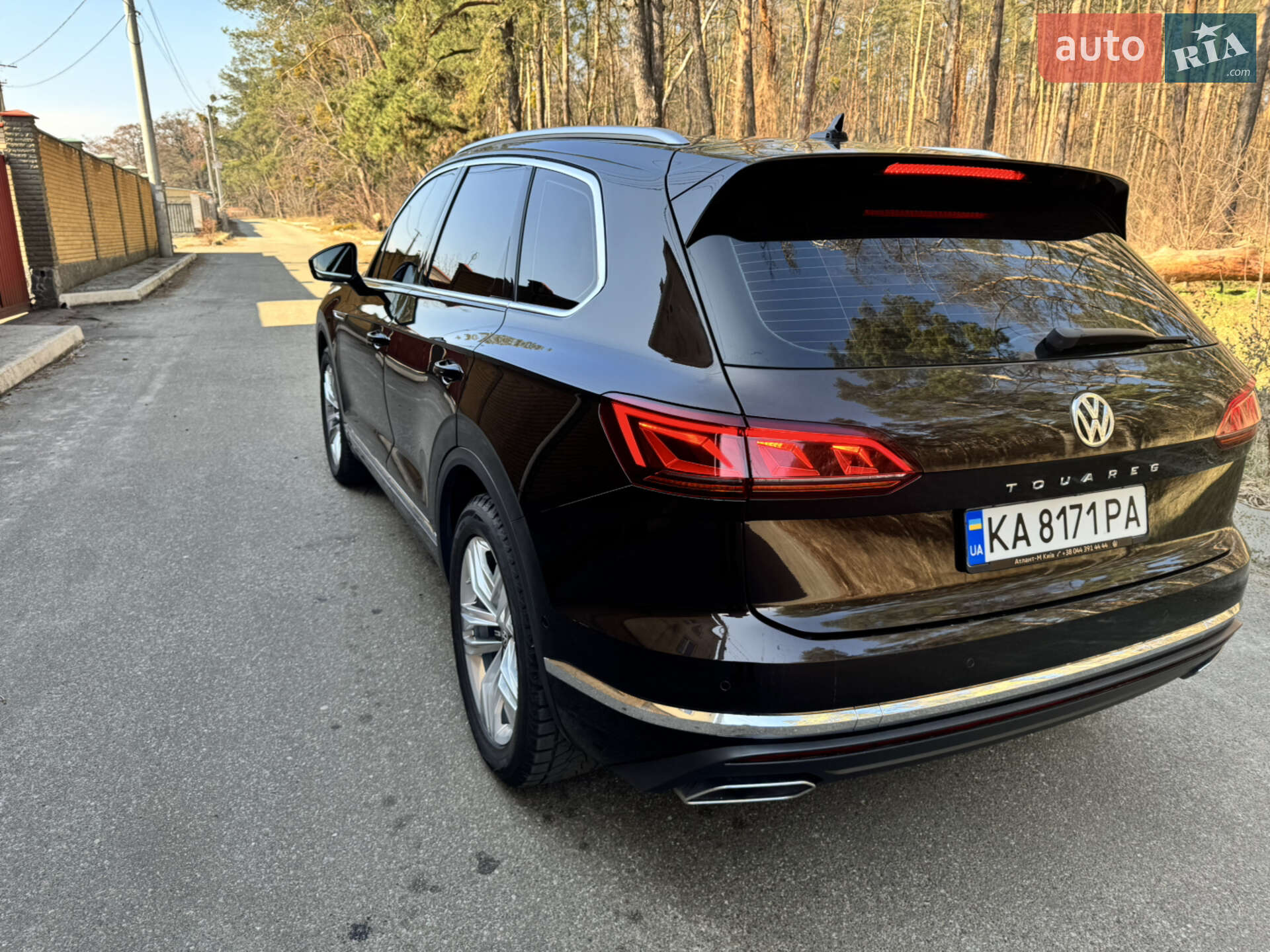 Volkswagen Touareg 2018 VIN WVGZZZCRZJD002084 фото оголошення 12 з 37