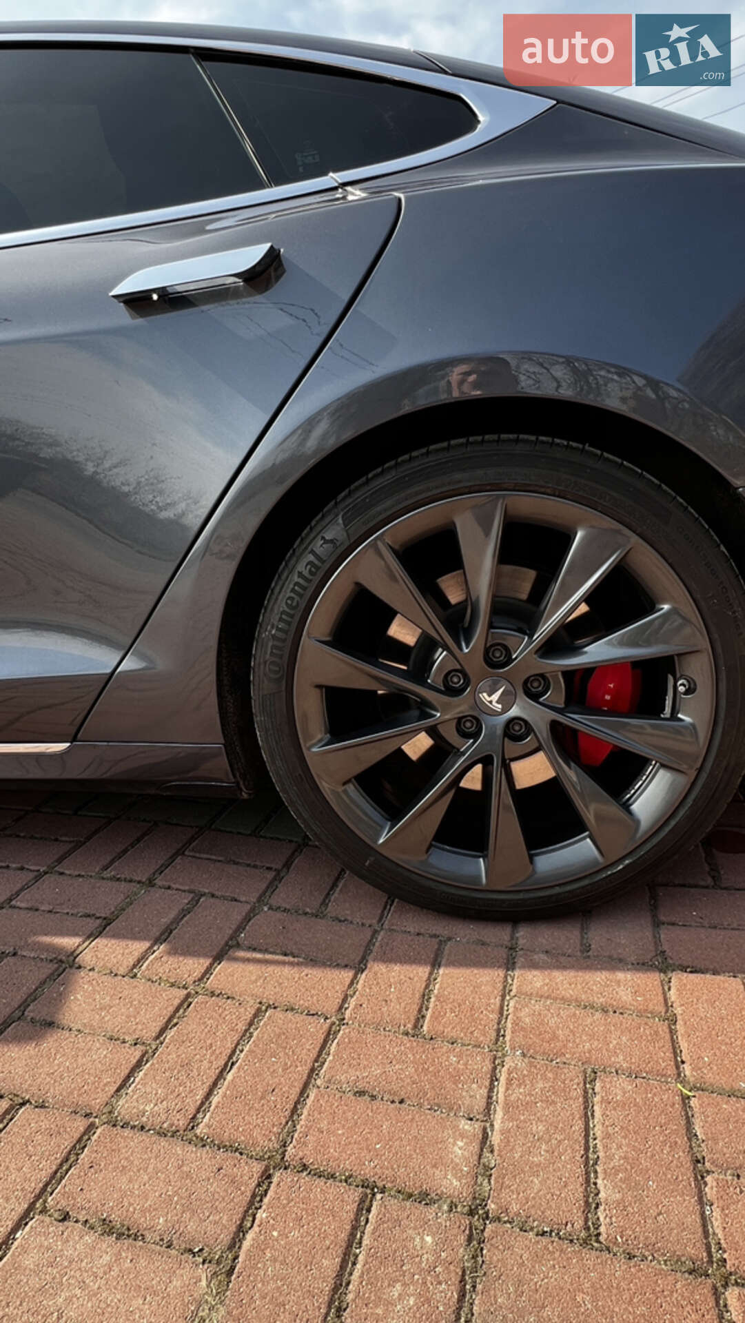 Tesla Model S 2020 VIN 5YJSA1E40LF414845 фото оголошення 15 з 40