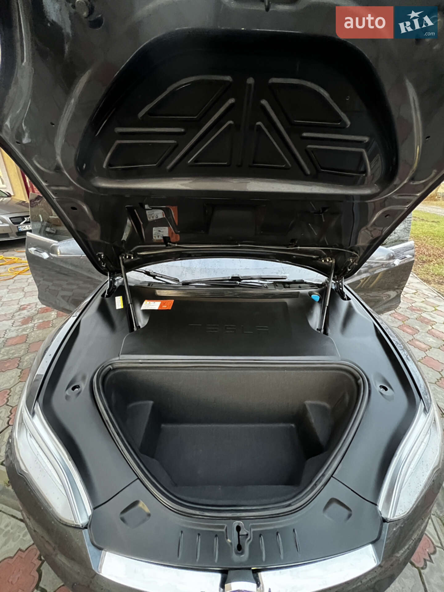 Tesla Model S 2020 VIN 5YJSA1E40LF414845 фото оголошення 37 з 40