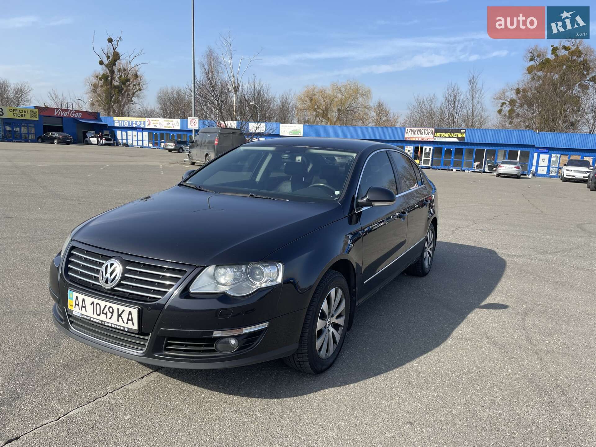 Volkswagen Passat 2010 VIN WVWZZZ3CZAP058237 фото оголошення 2 з 37