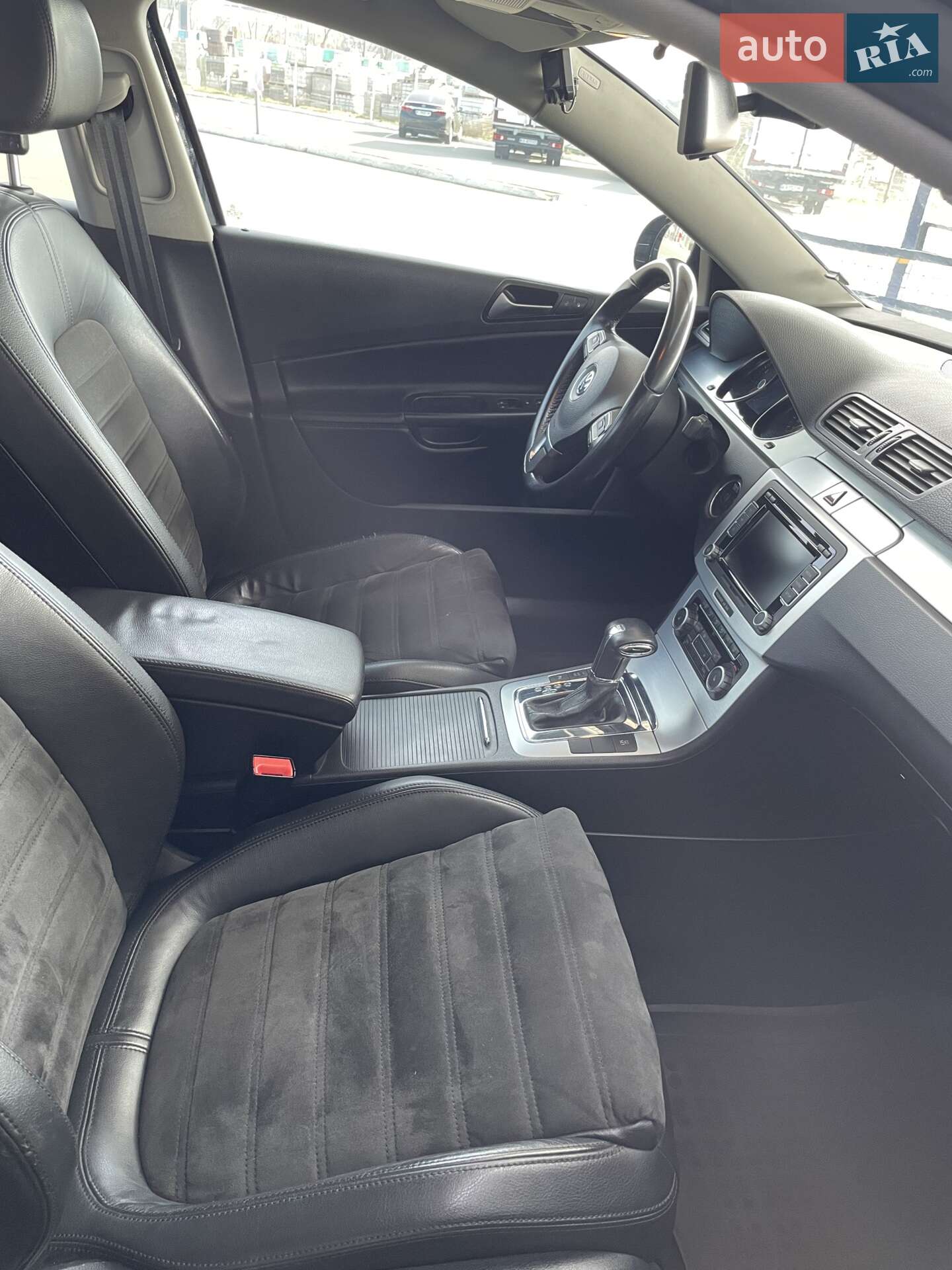 Volkswagen Passat 2010 VIN WVWZZZ3CZAP058237 фото оголошення 16 з 37