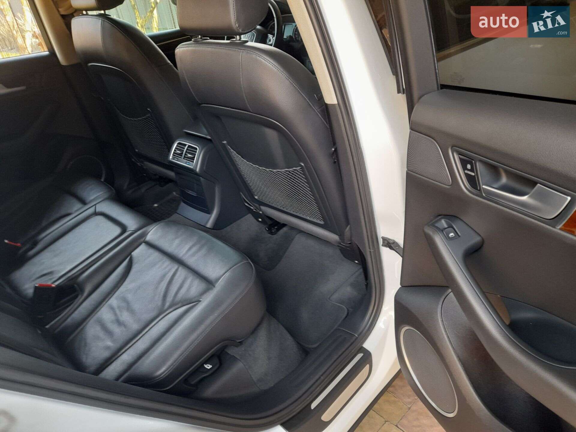 Audi Q5 2012 VIN WA1LFAFP2CA089407 фото оголошення 6 з 11