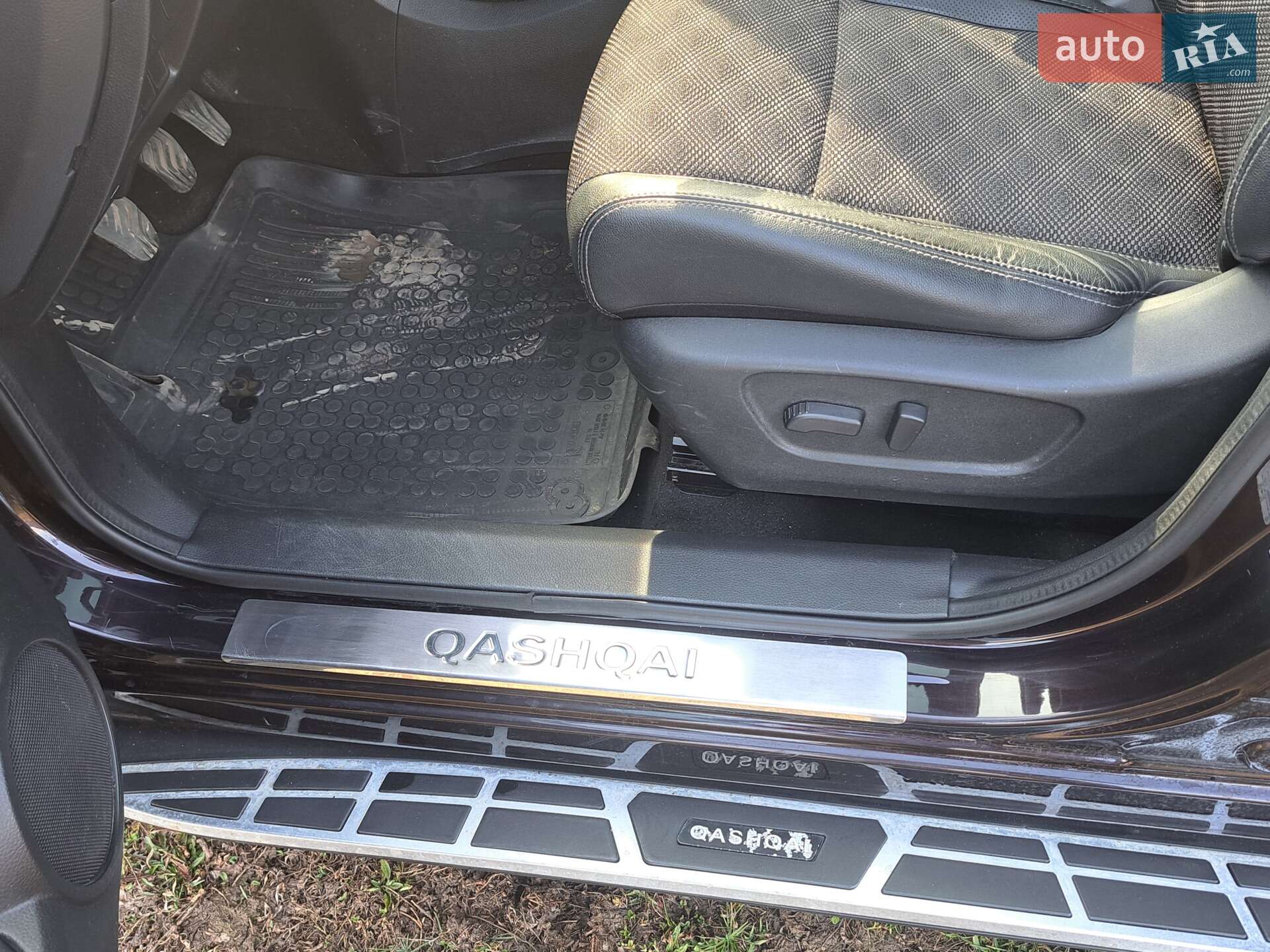 Nissan Qashqai 2014 VIN SJNFDAJ11U1121729 фото оголошення 30 з 38