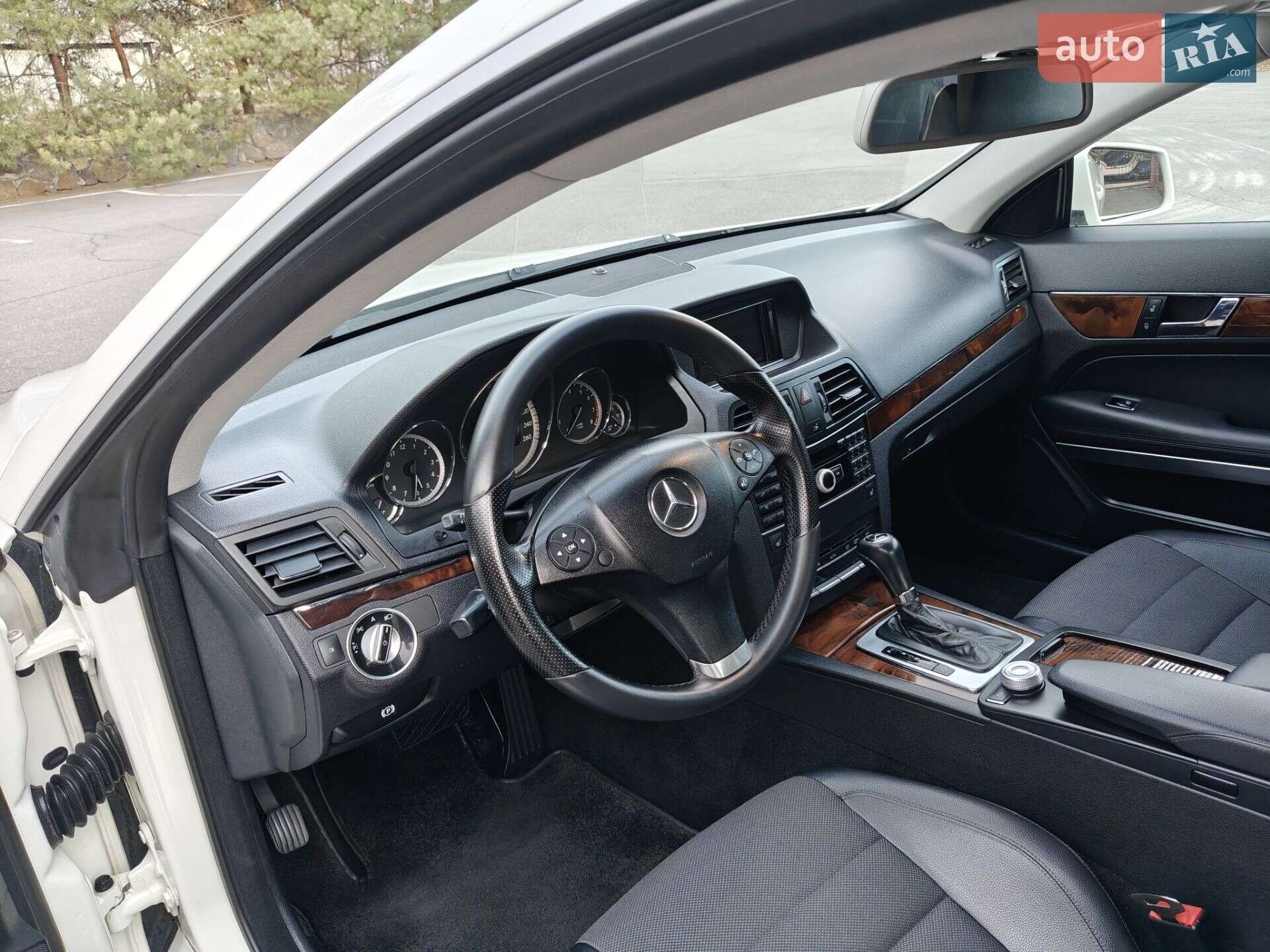 Mercedes-Benz E-Class 2010 VIN WDD2073471F074187 фото оголошення 31 з 78