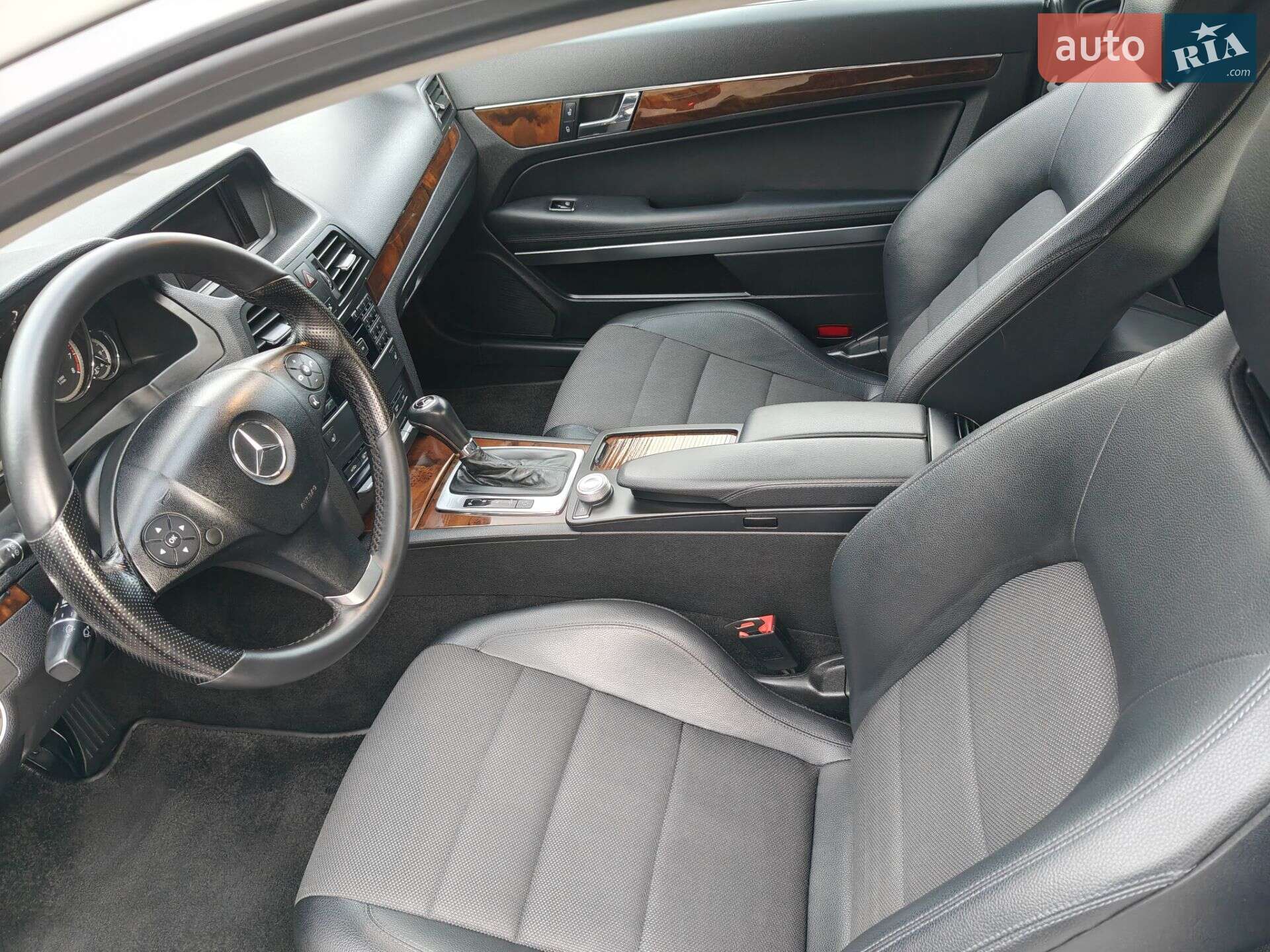 Mercedes-Benz E-Class 2010 VIN WDD2073471F074187 фото оголошення 29 з 78