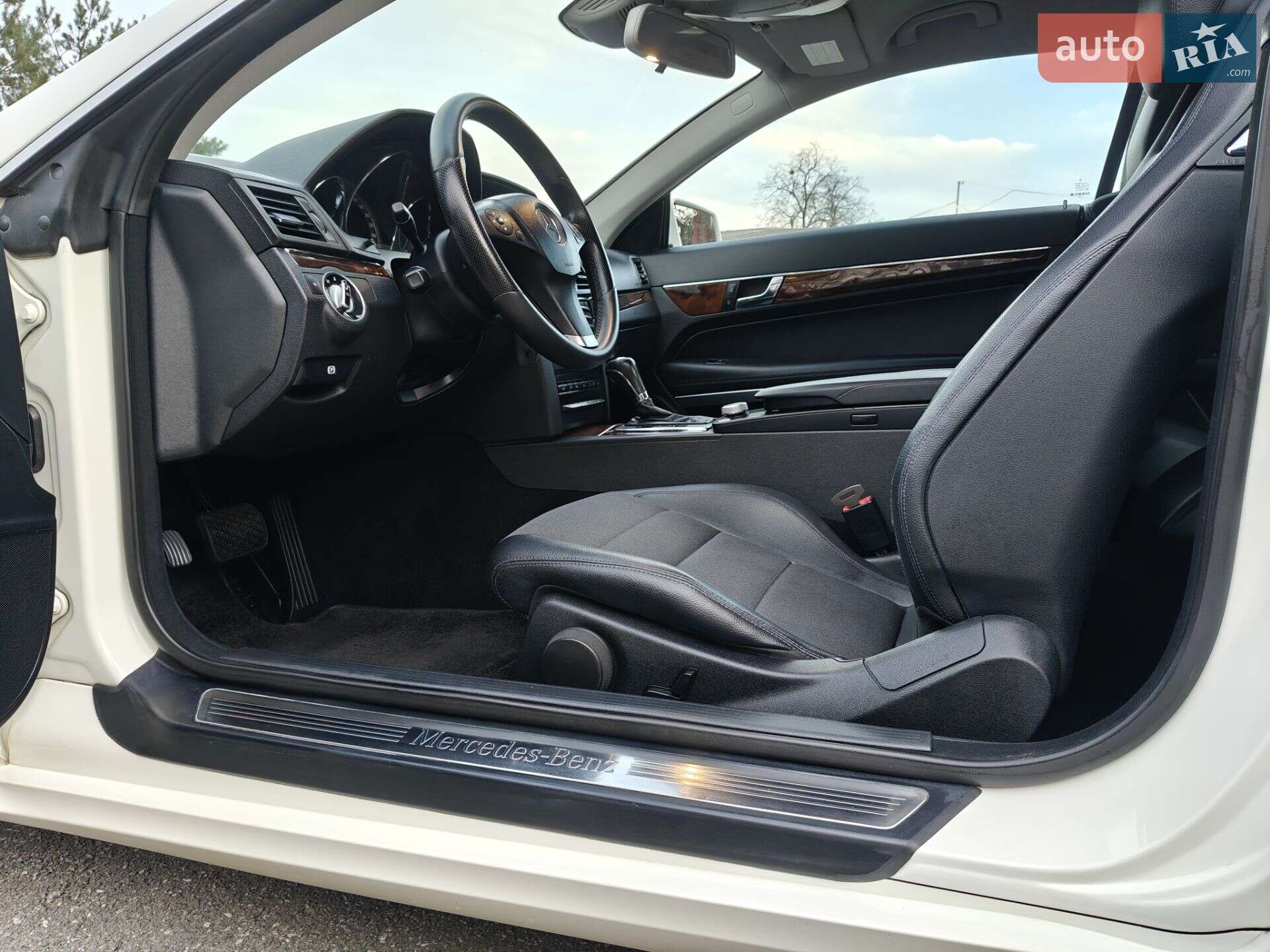 Mercedes-Benz E-Class 2010 VIN WDD2073471F074187 фото оголошення 36 з 78