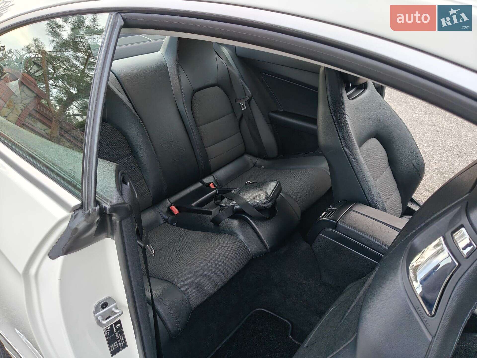 Mercedes-Benz E-Class 2010 VIN WDD2073471F074187 фото оголошення 44 з 78