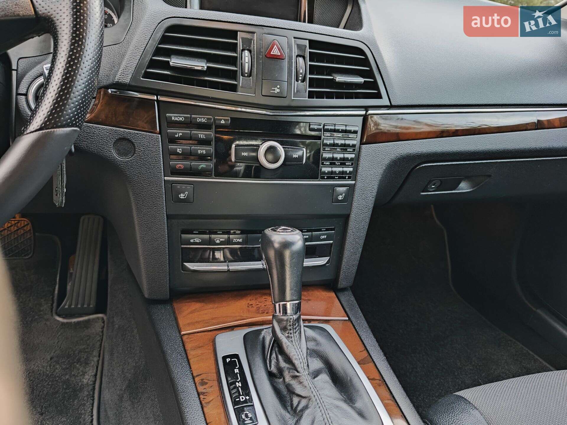 Mercedes-Benz E-Class 2010 VIN WDD2073471F074187 фото оголошення 38 з 78