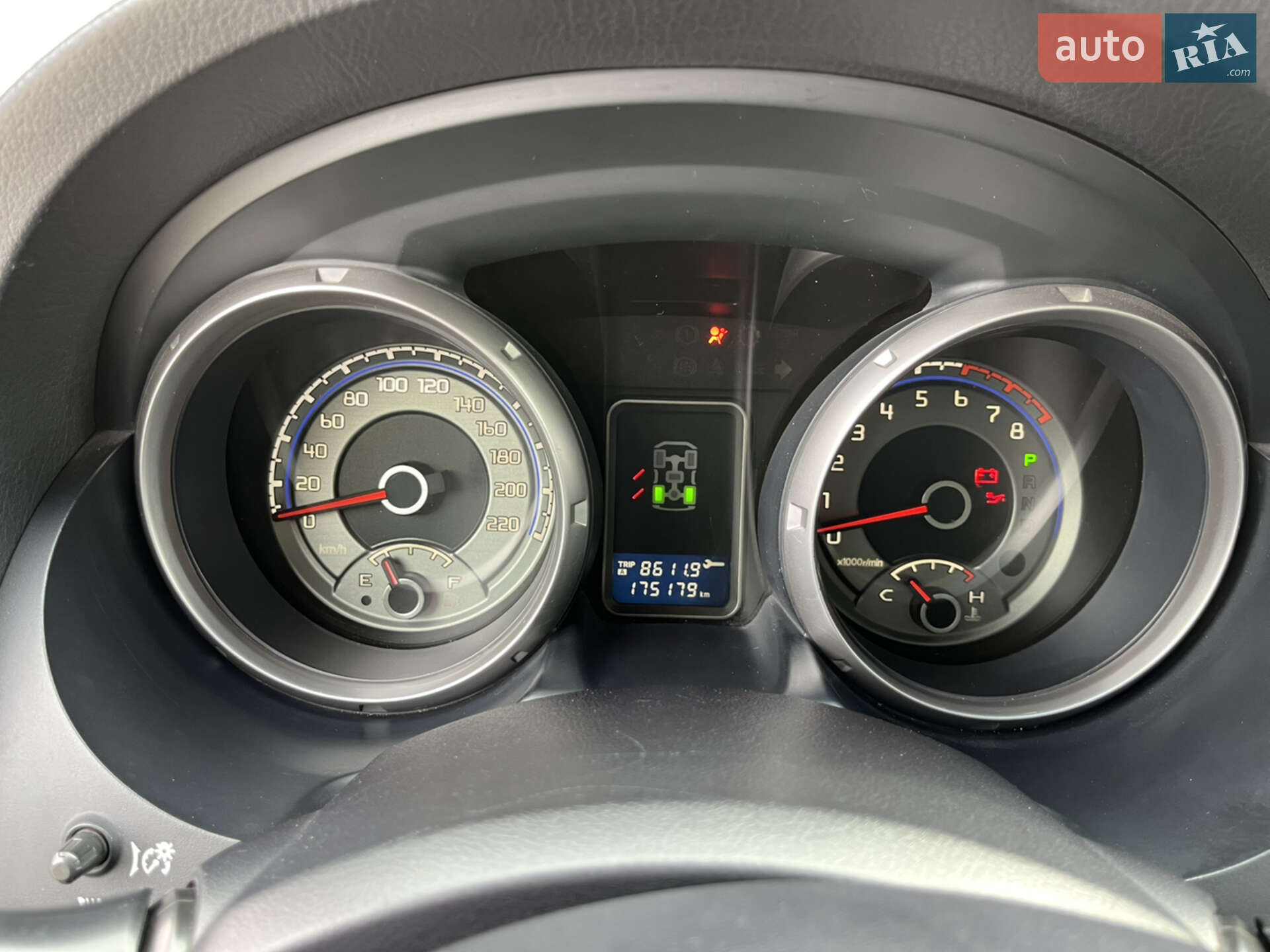 Mitsubishi Pajero 2008 VIN JMYLRV93W8J003241 фото оголошення 14 з 15