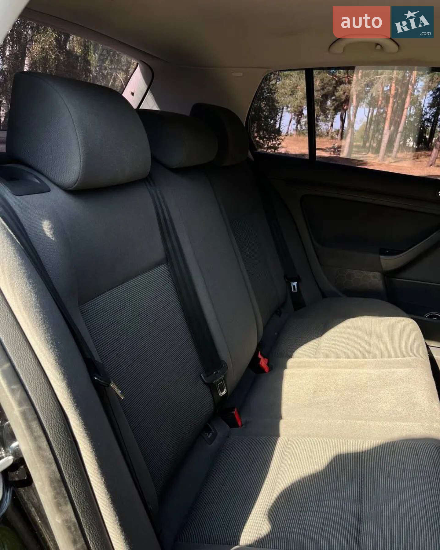 Volkswagen Golf 2005 VIN WVWZZZ1KZ5B137951 фото оголошення 3 з 8