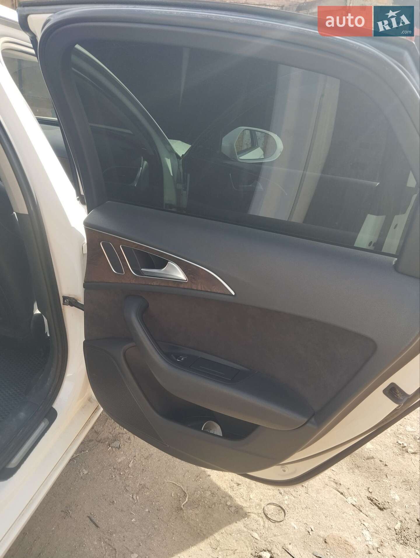 Audi A6 2011 VIN WAUZZZ4G1CN034994 фото оголошення 17 з 45