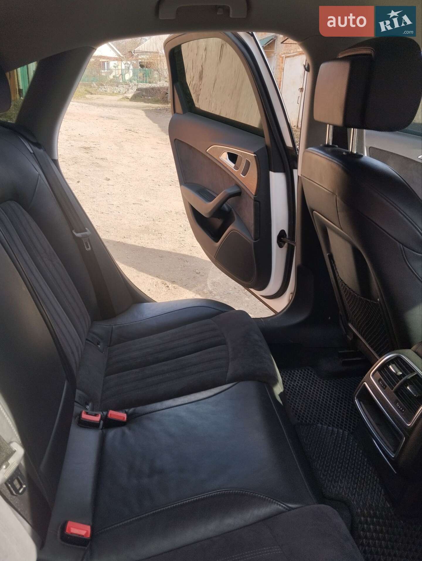 Audi A6 2011 VIN WAUZZZ4G1CN034994 фото оголошення 18 з 45