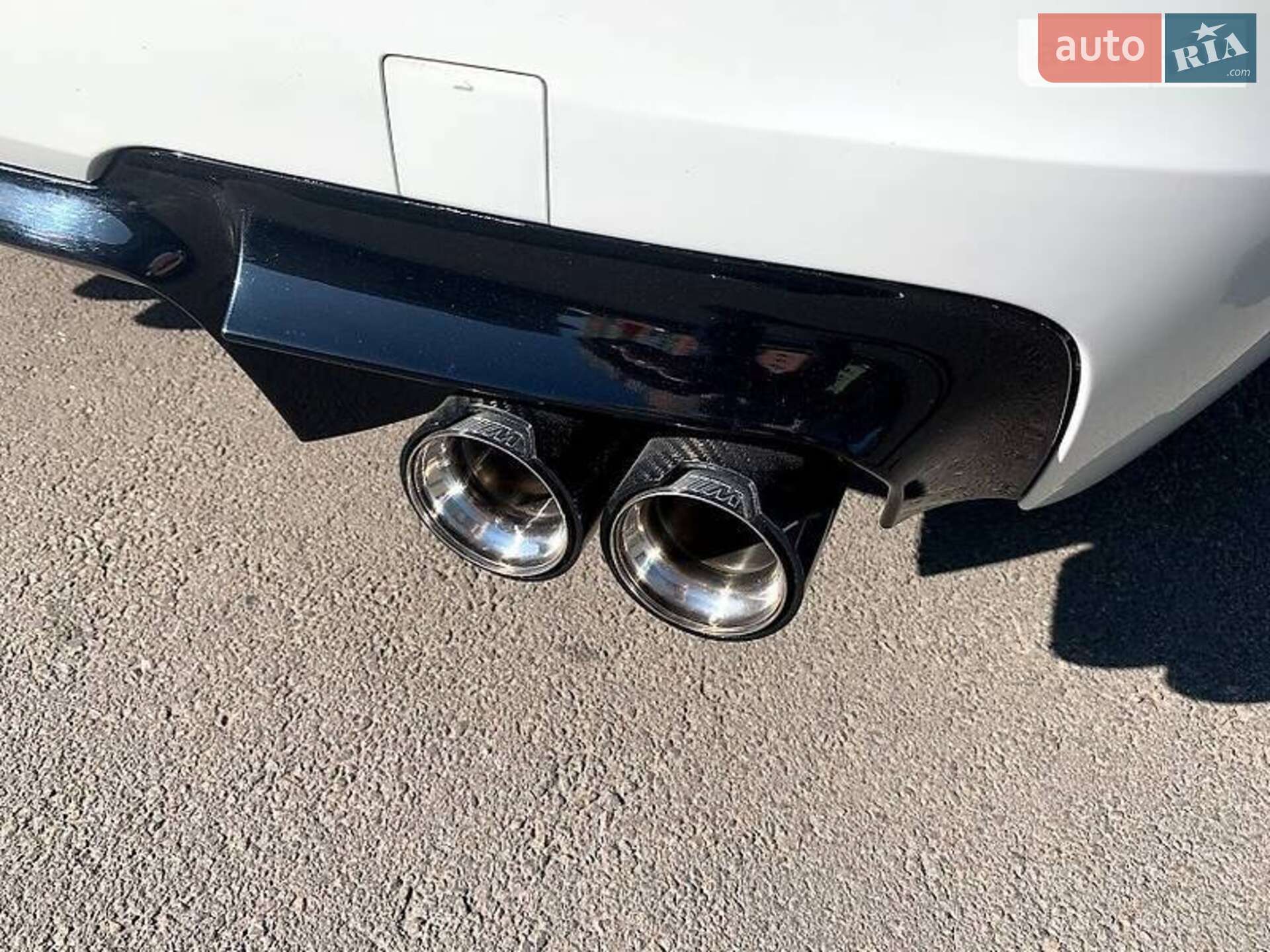 BMW 5 Series 2011 VIN WBAFR11070C858940 фото оголошення 43 з 44