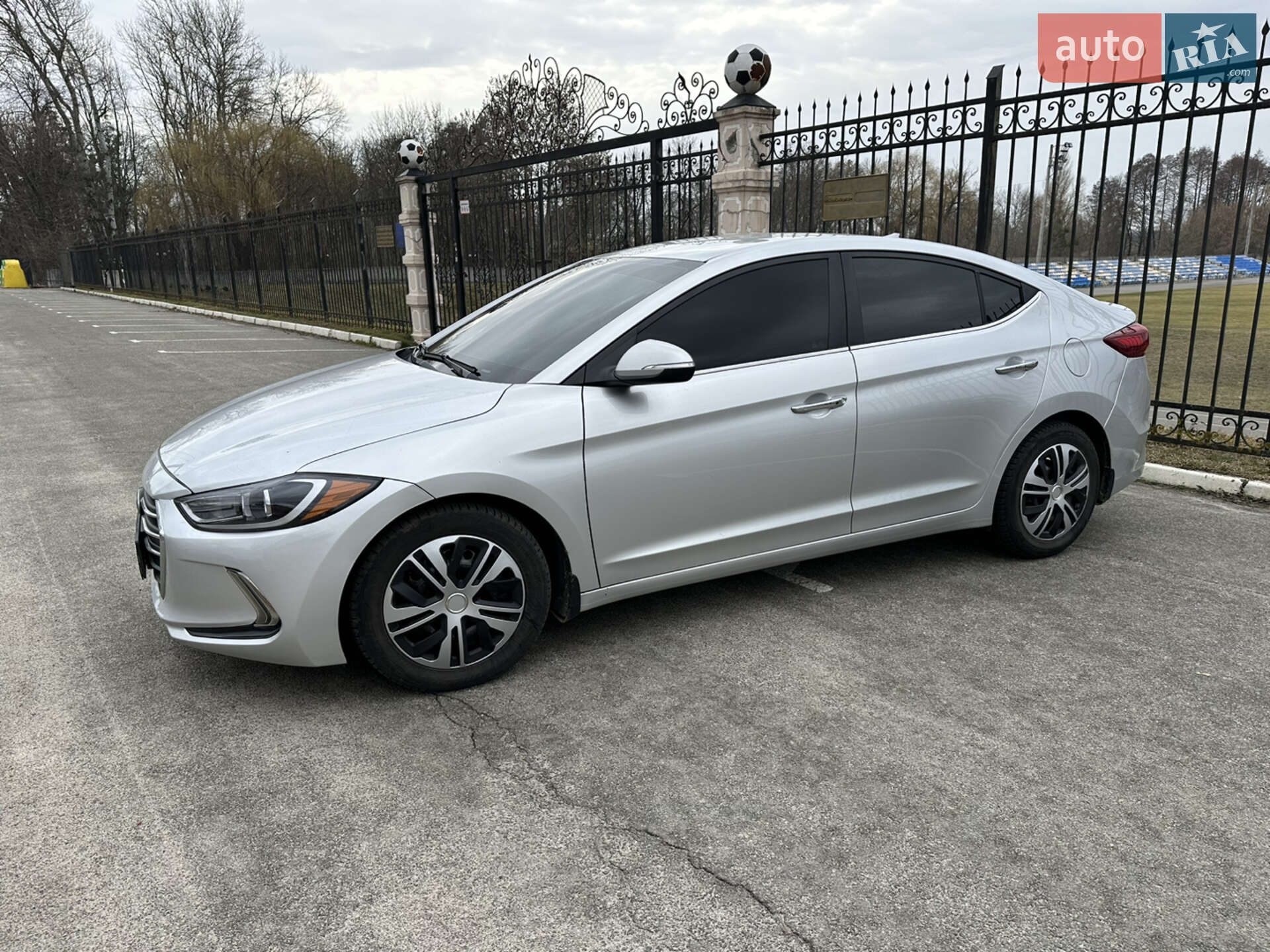 Hyundai Elantra 2016 VIN 5NPD84LF6HH051731 фото оголошення 6 з 10