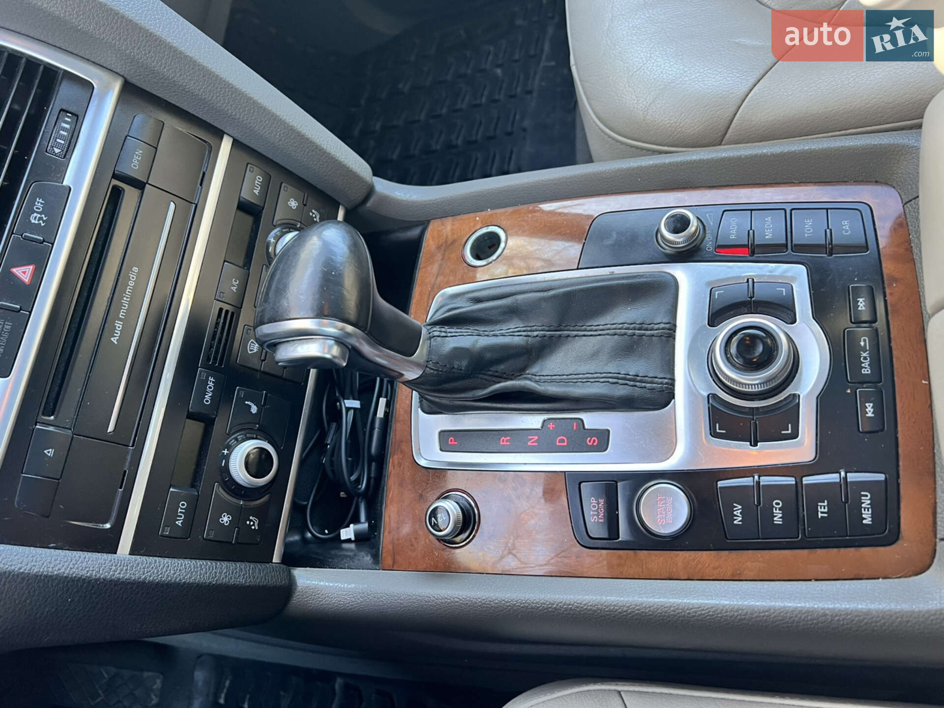 Audi Q7 2014 VIN WA1LMAFE8ED013793 фото оголошення 18 з 22