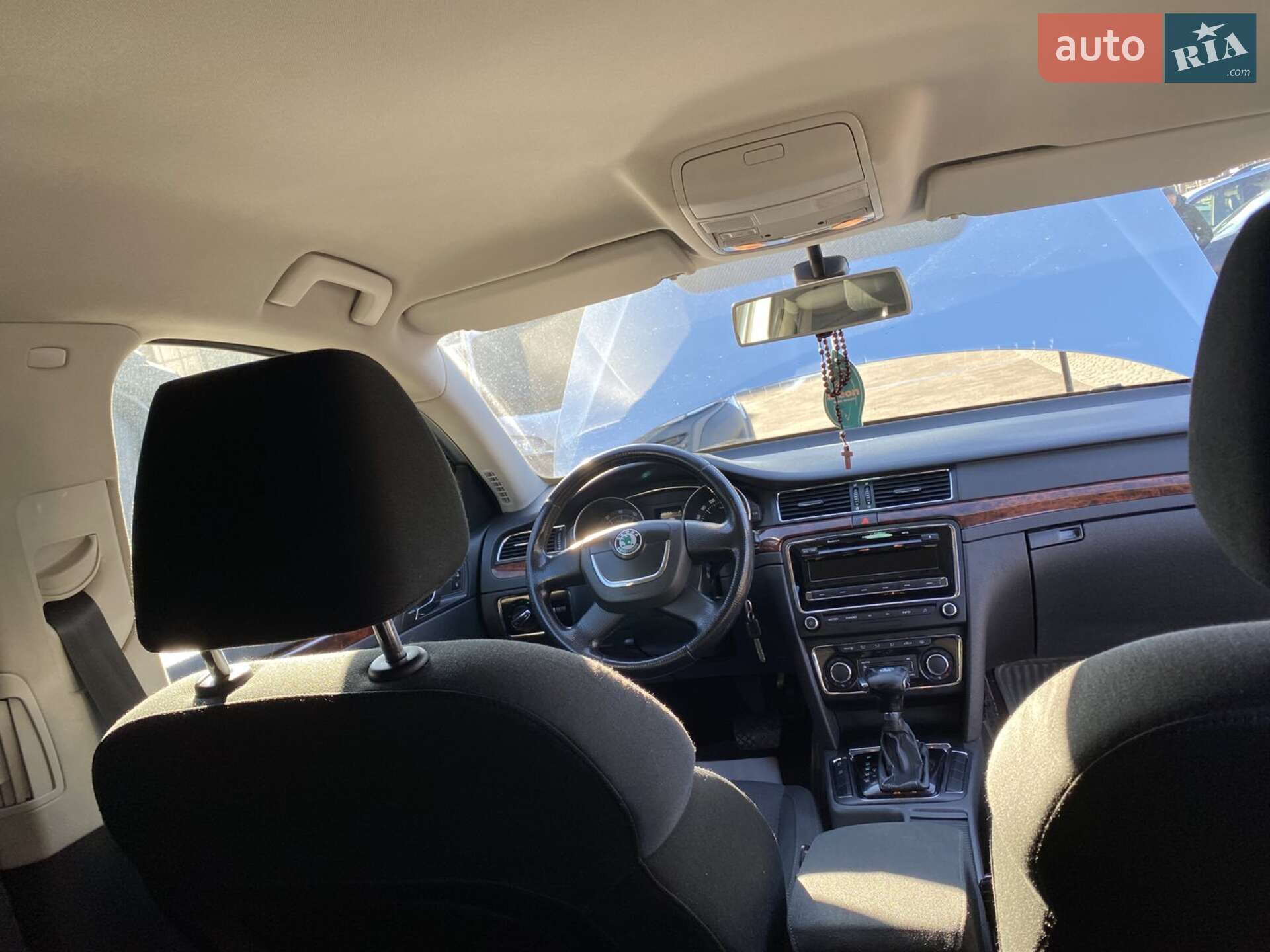 Skoda Superb 2010 VIN TMBAB43T5BB300247 фото оголошення 9 з 18