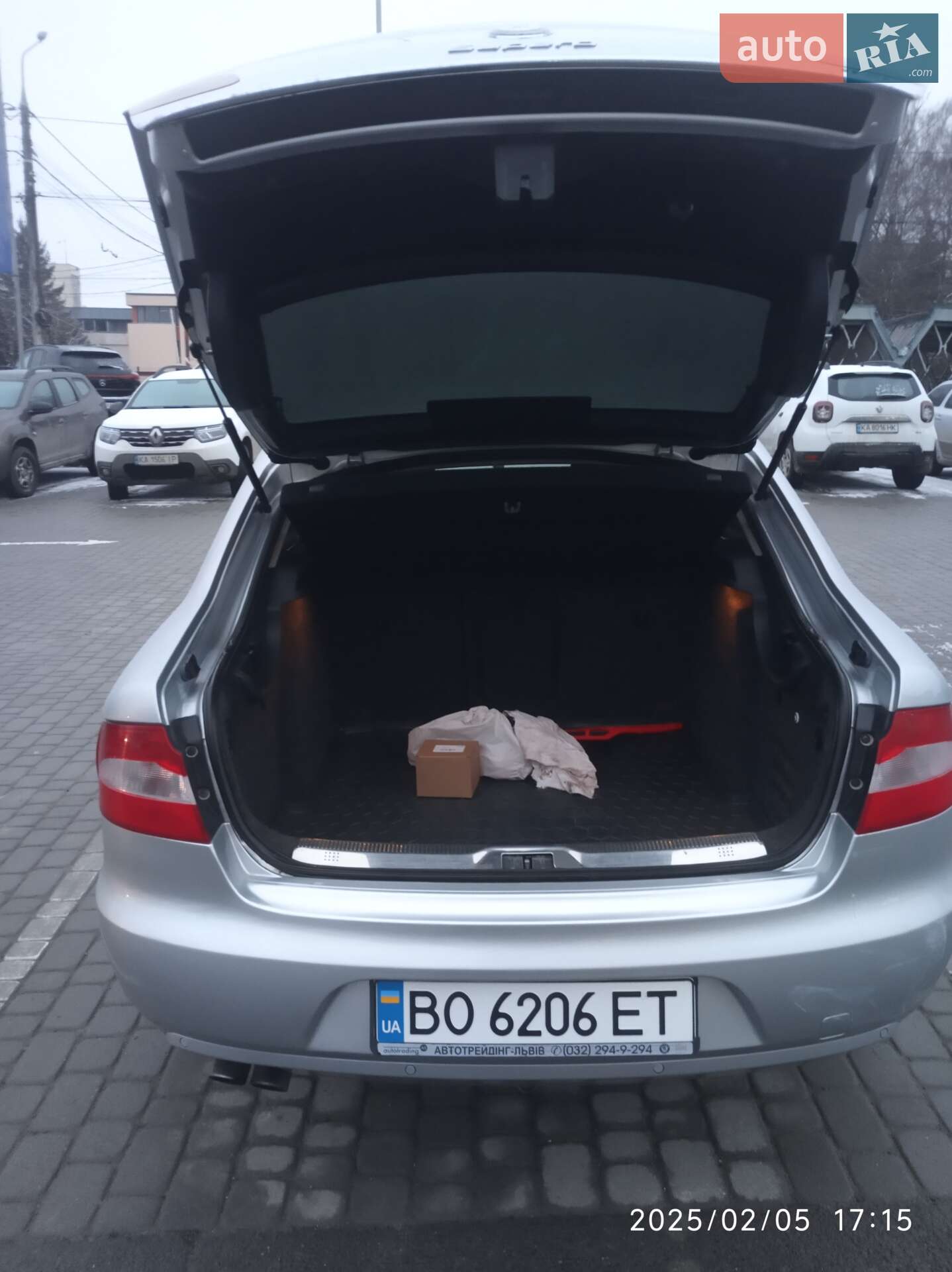 Skoda Superb 2010 VIN TMBAB43T5BB300247 фото оголошення 14 з 18