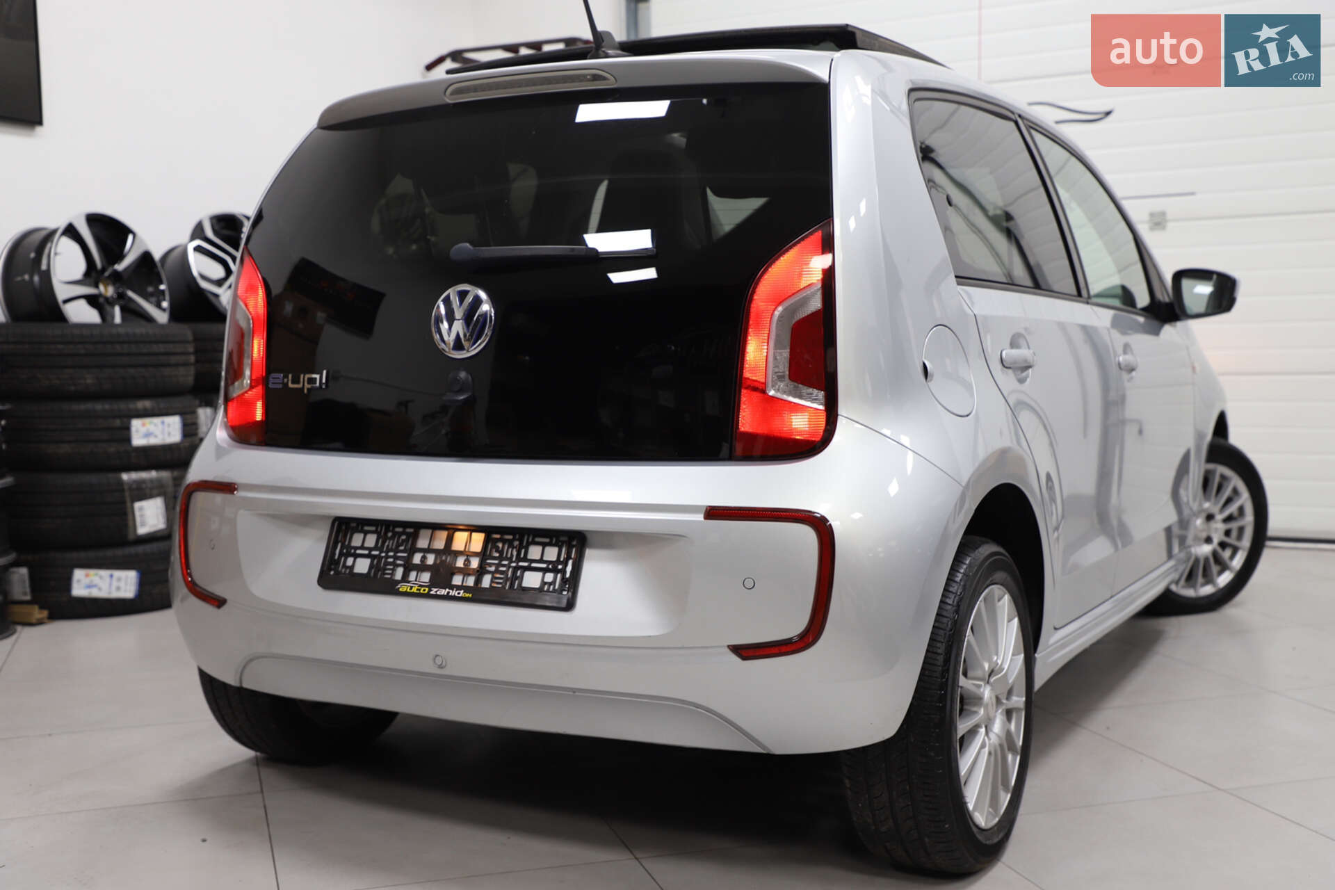 Volkswagen e-Up 2013 VIN WVWZZZAAZED900525 фото оголошення 6 з 90