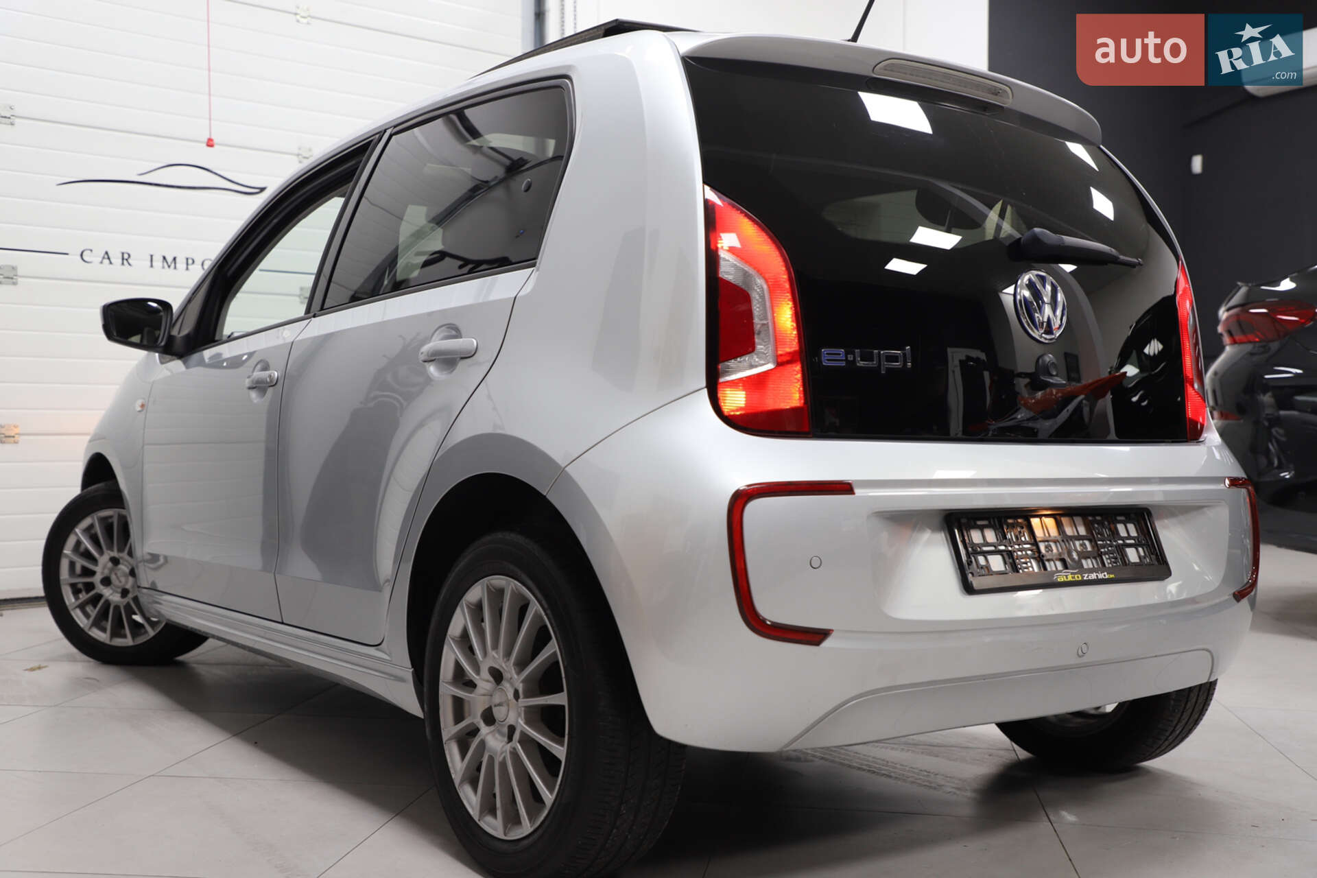 Volkswagen e-Up 2013 VIN WVWZZZAAZED900525 фото оголошення 7 з 90