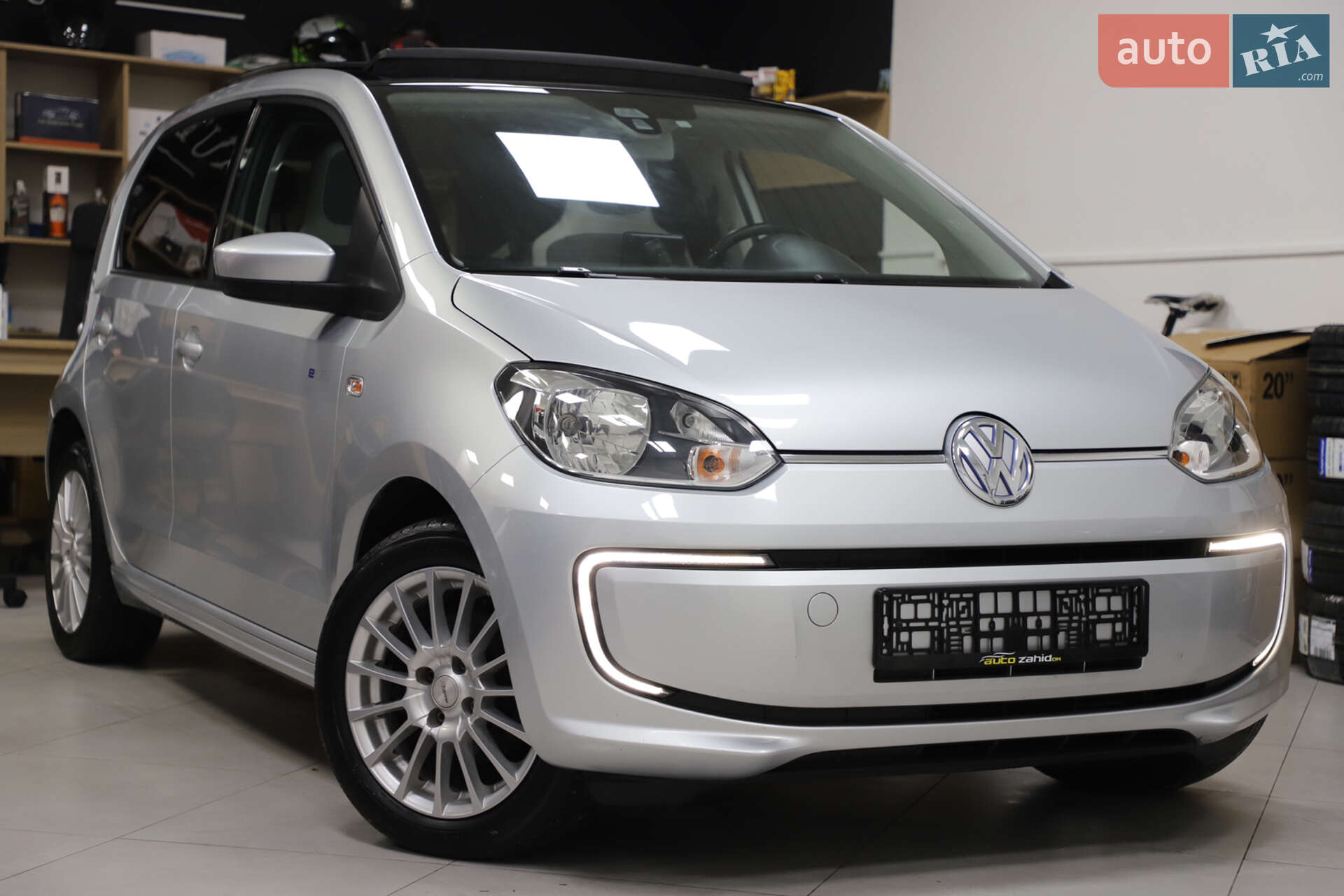 Volkswagen e-Up 2013 VIN WVWZZZAAZED900525 фото оголошення 21 з 90