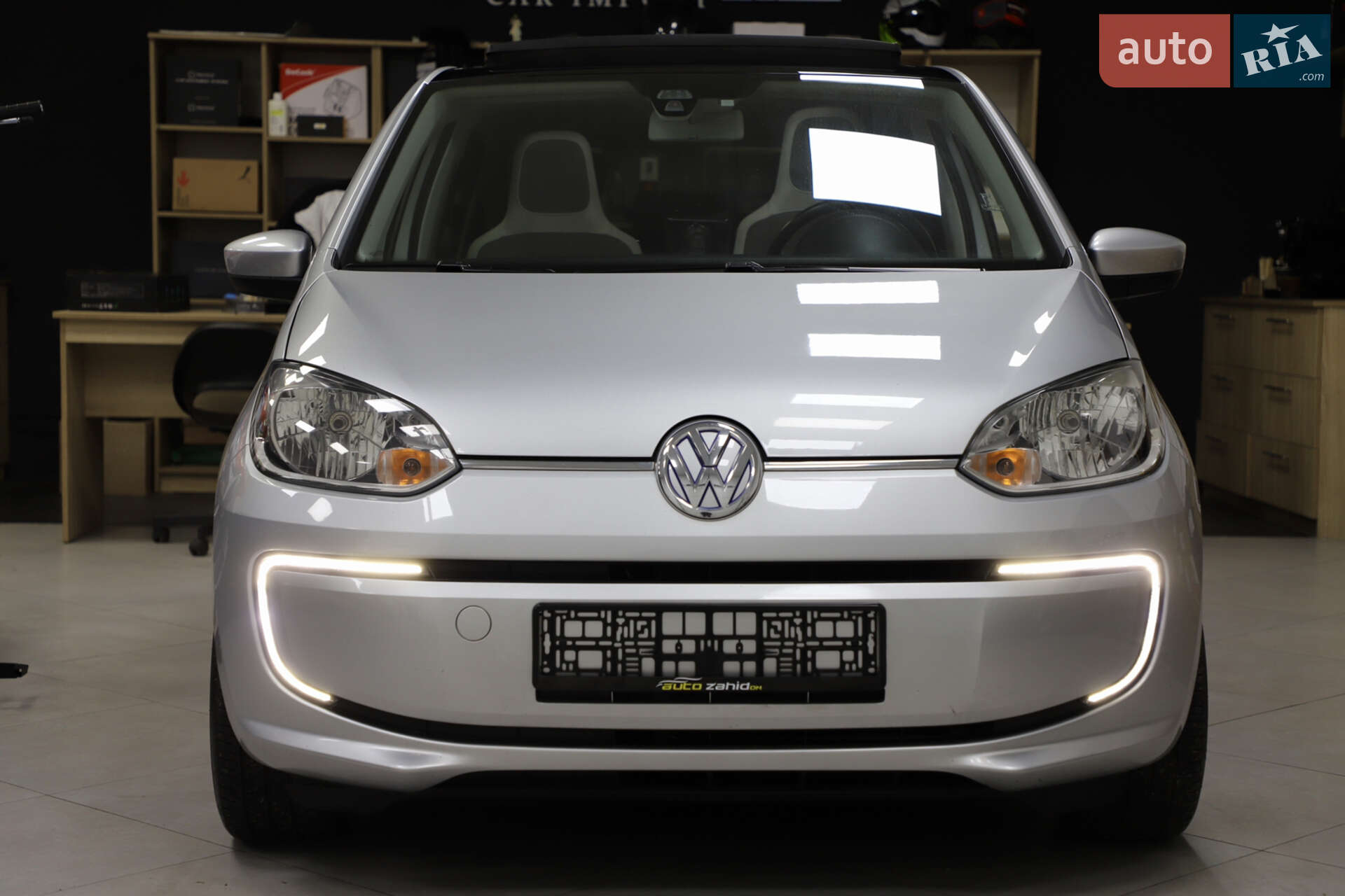 Volkswagen e-Up 2013 VIN WVWZZZAAZED900525 фото оголошення 43 з 90