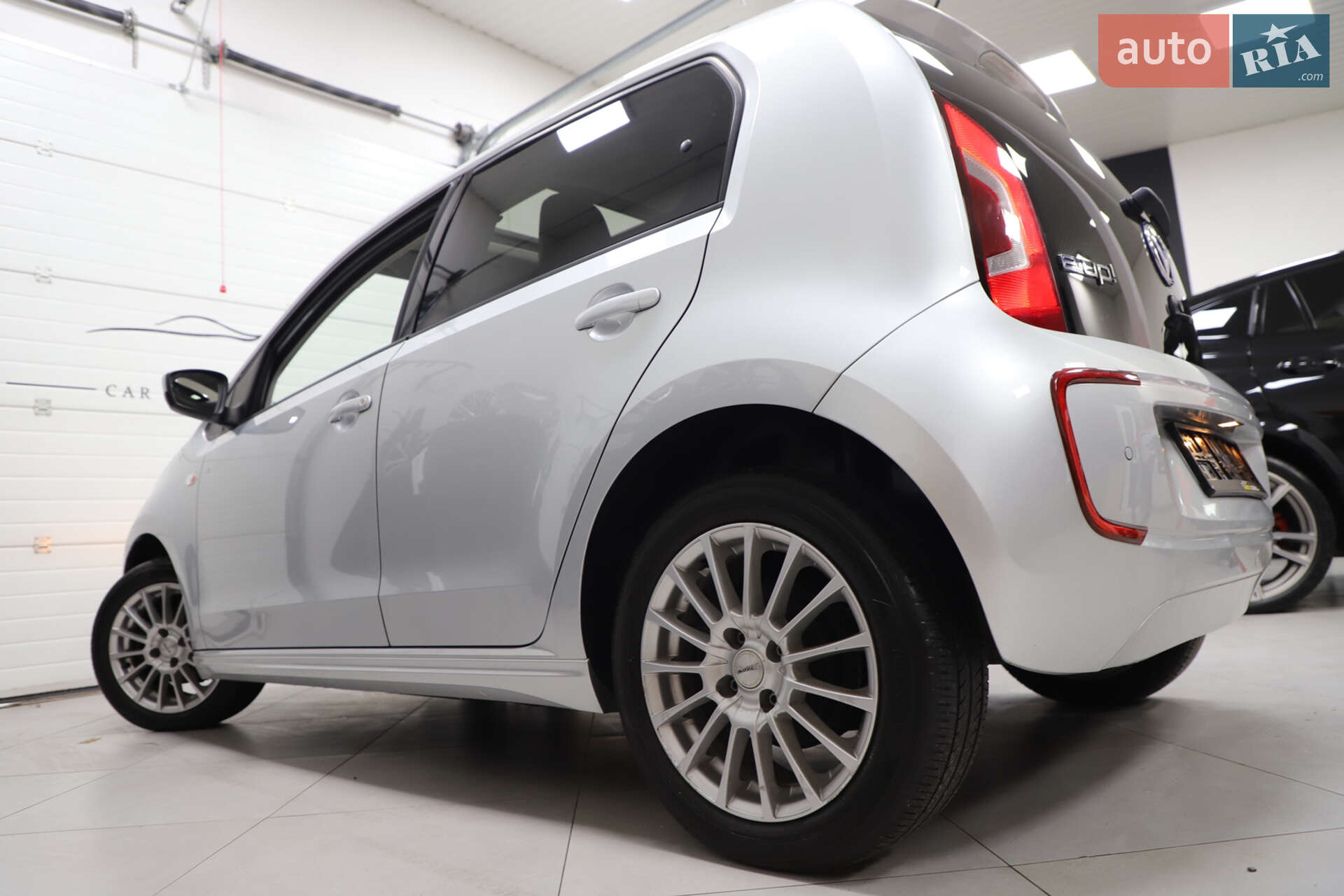 Volkswagen e-Up 2013 VIN WVWZZZAAZED900525 фото оголошення 46 з 90