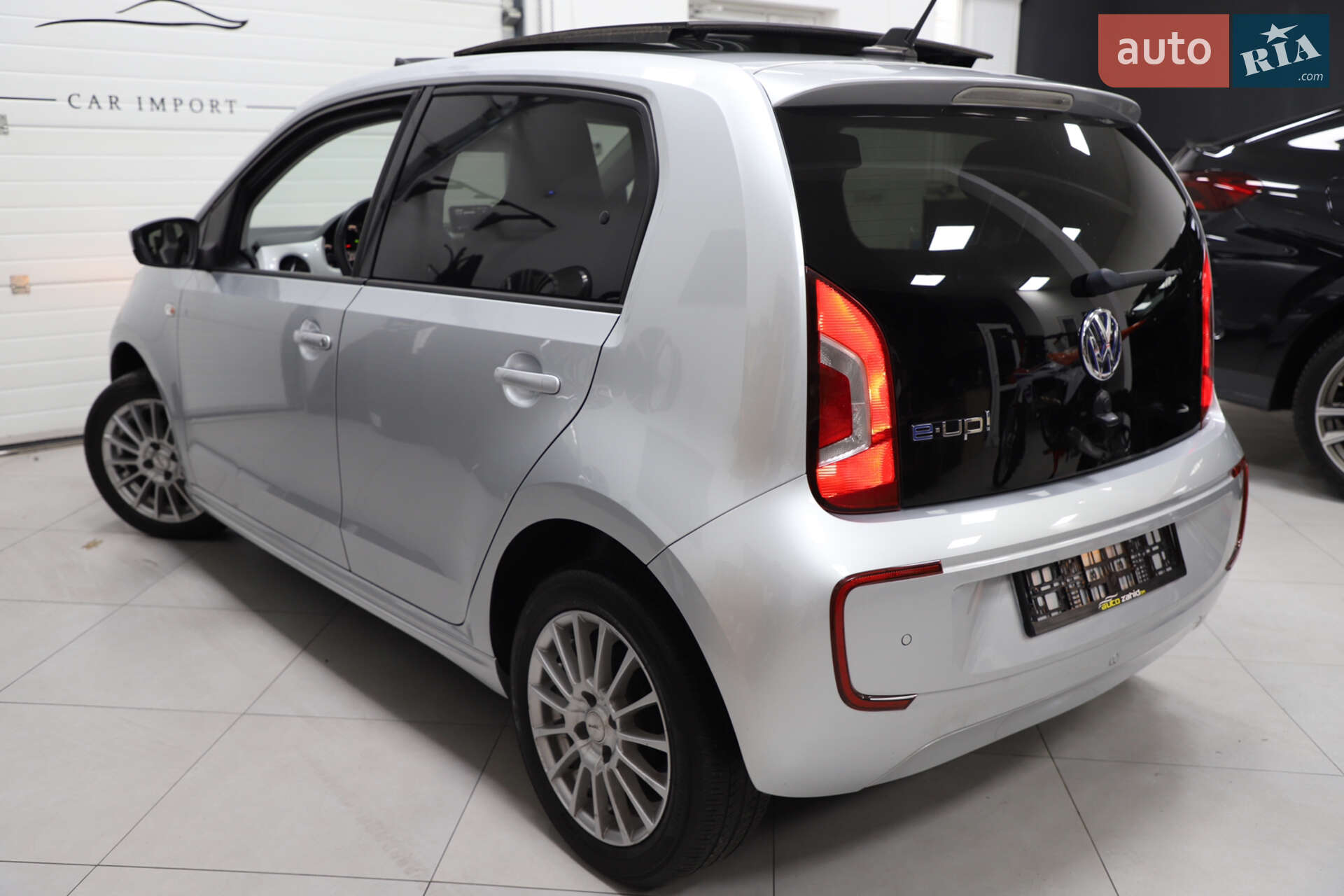 Volkswagen e-Up 2013 VIN WVWZZZAAZED900525 фото оголошення 49 з 90