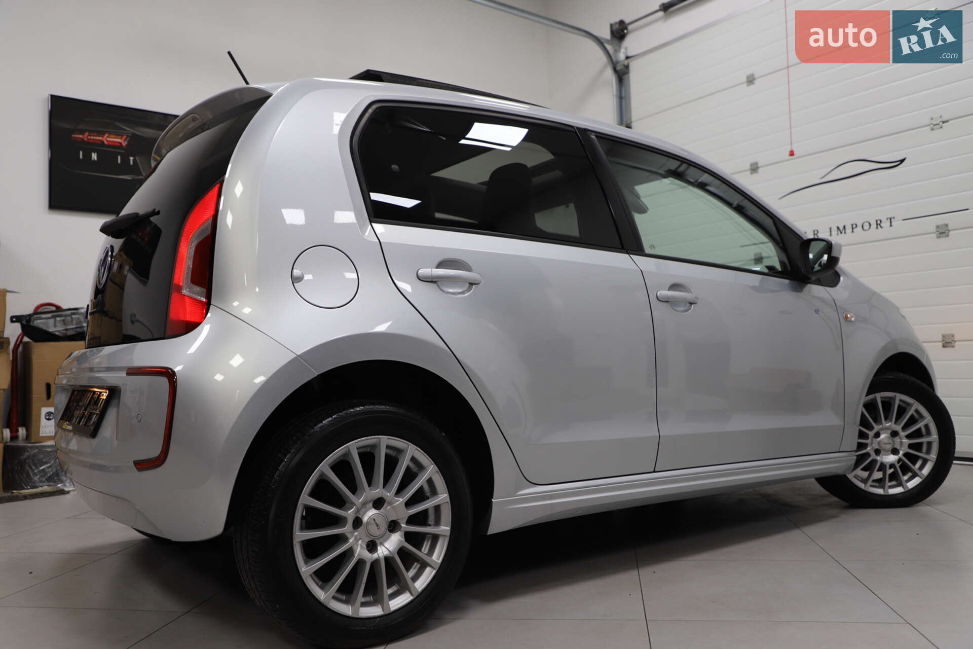 Volkswagen e-Up 2013 VIN WVWZZZAAZED900525 фото оголошення 53 з 90