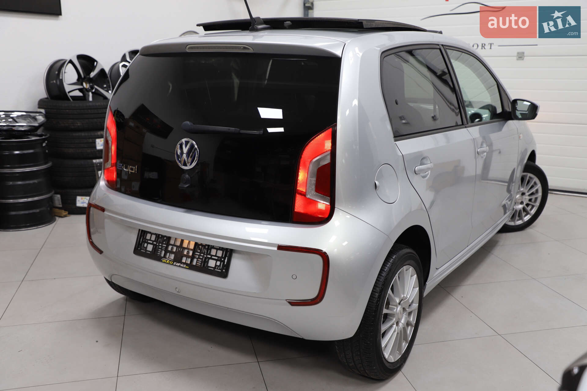 Volkswagen e-Up 2013 VIN WVWZZZAAZED900525 фото оголошення 54 з 90