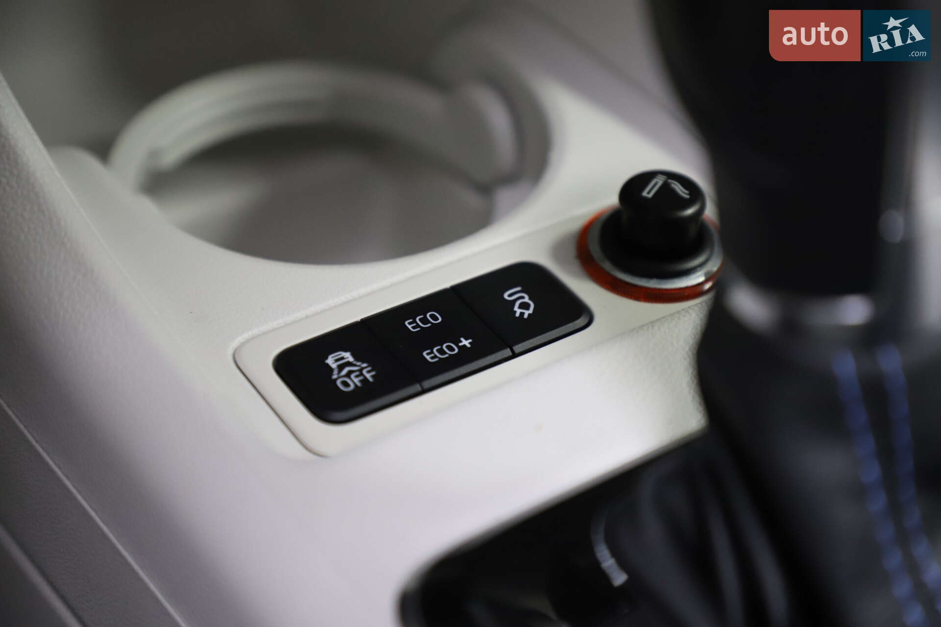 Volkswagen e-Up 2013 VIN WVWZZZAAZED900525 фото оголошення 74 з 90