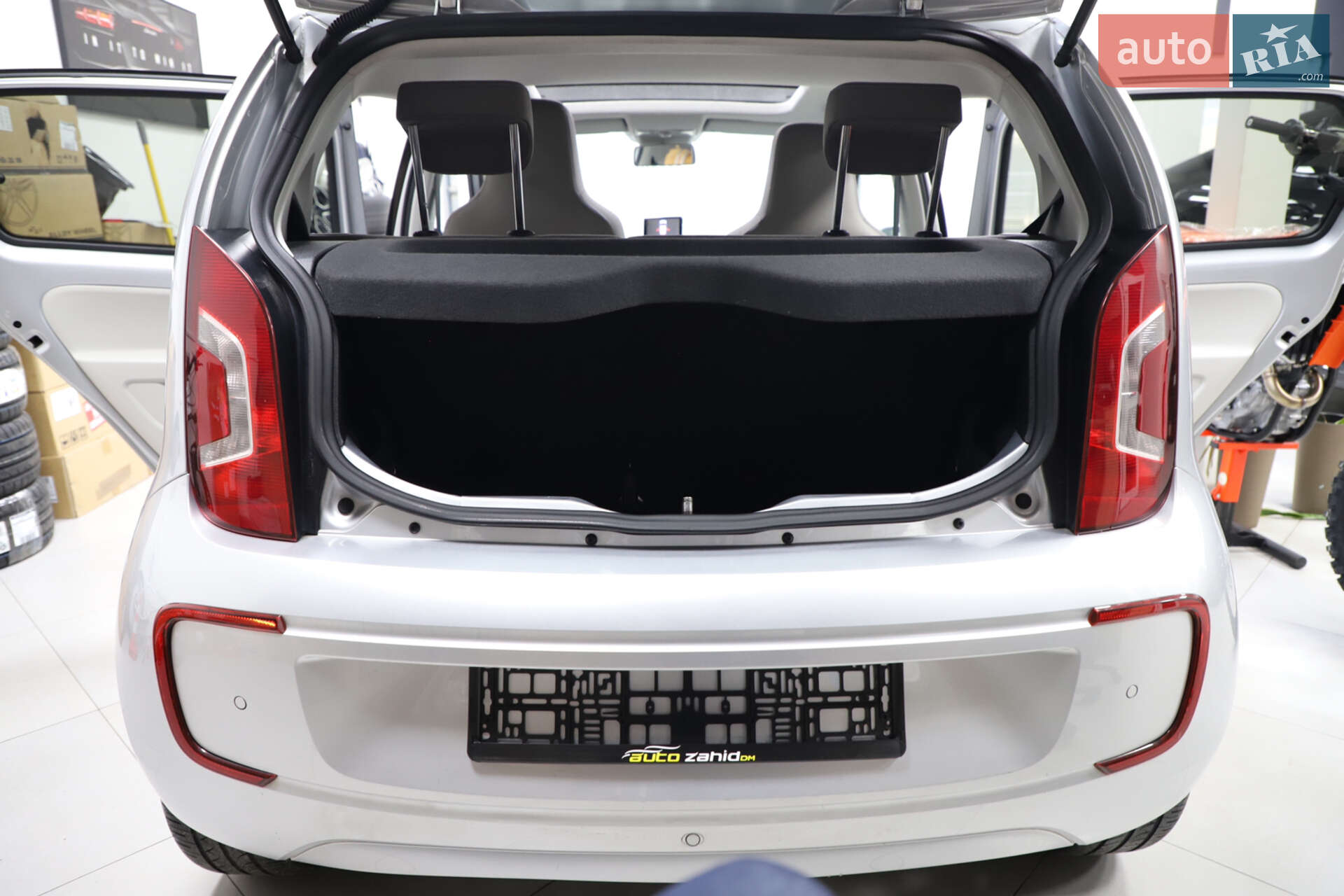 Volkswagen e-Up 2013 VIN WVWZZZAAZED900525 фото оголошення 83 з 90