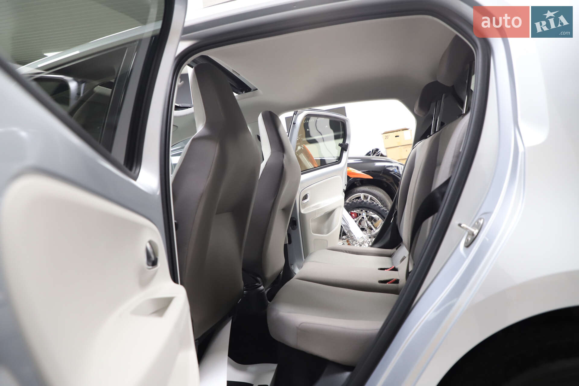 Volkswagen e-Up 2013 VIN WVWZZZAAZED900525 фото оголошення 85 з 90