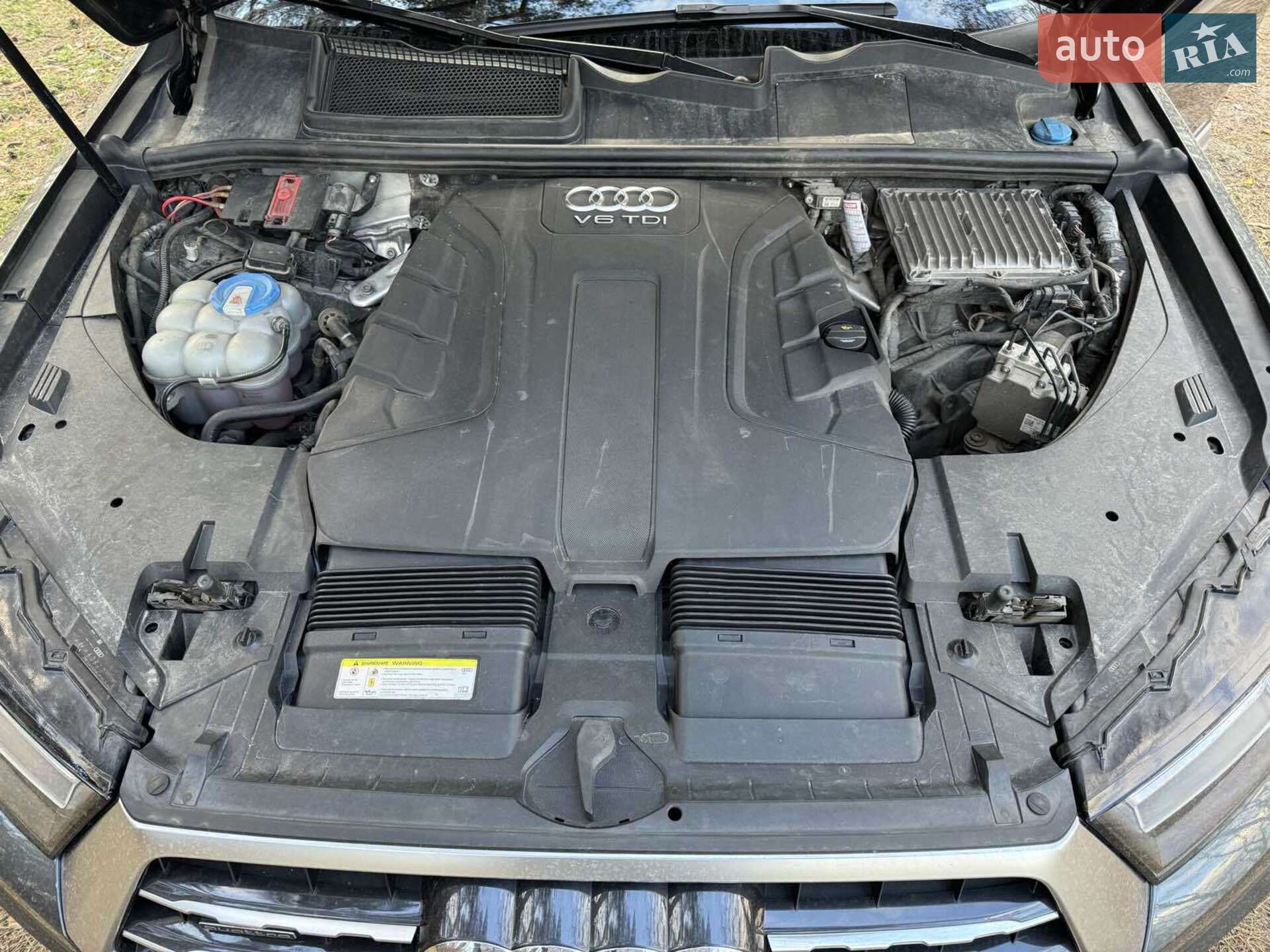 Audi Q7 2015 VIN WAUZZZ4MXGD018410 фото оголошення 11 з 25