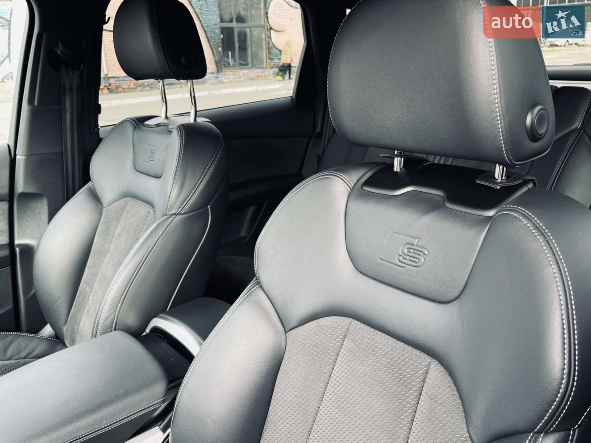 Audi SQ7 2020 VIN WAUZZZ4M9MD009564 фото оголошення 21 з 97