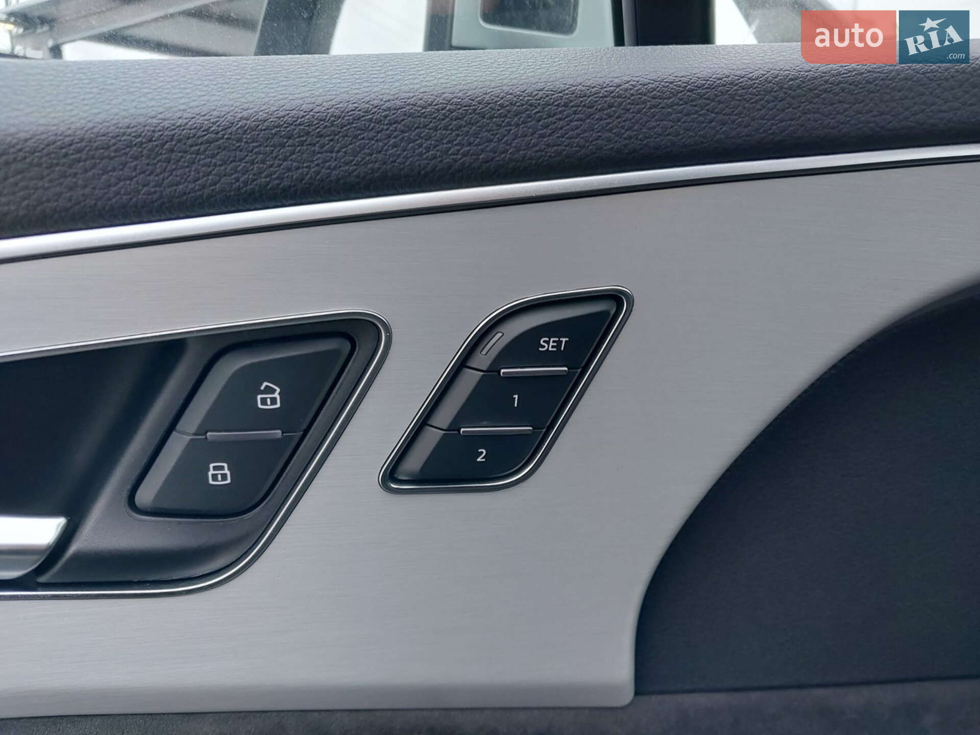 Audi SQ7 2020 VIN WAUZZZ4M9MD009564 фото оголошення 41 з 97