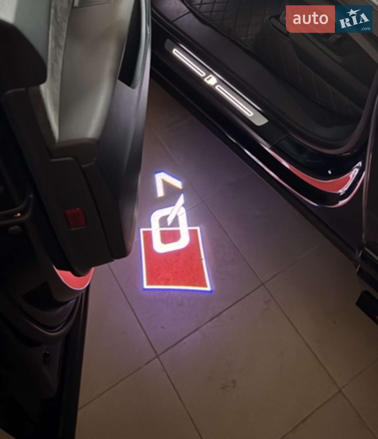 Audi SQ7 2020 VIN WAUZZZ4M9MD009564 фото оголошення 43 з 97