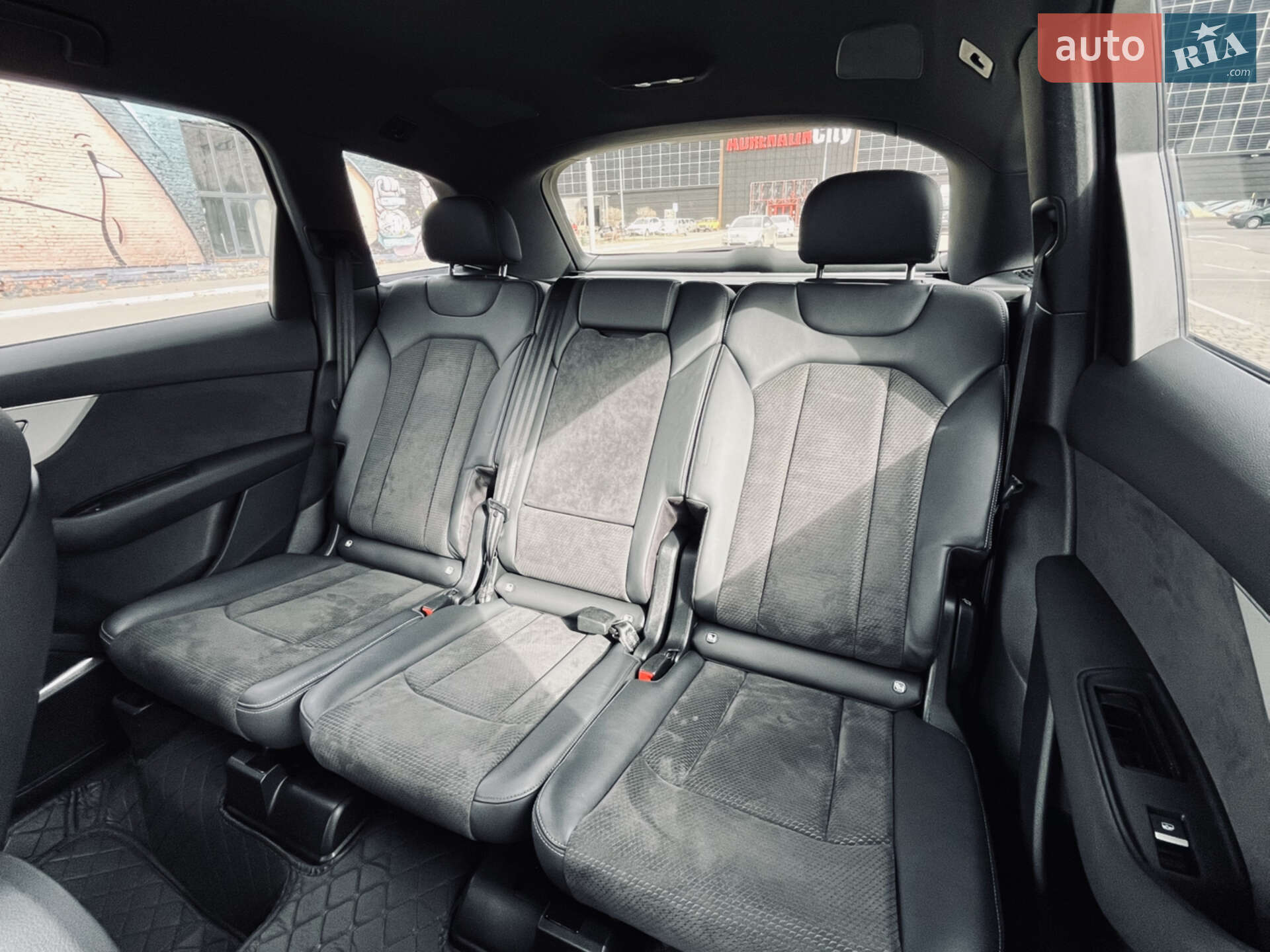Audi SQ7 2020 VIN WAUZZZ4M9MD009564 фото оголошення 47 з 97