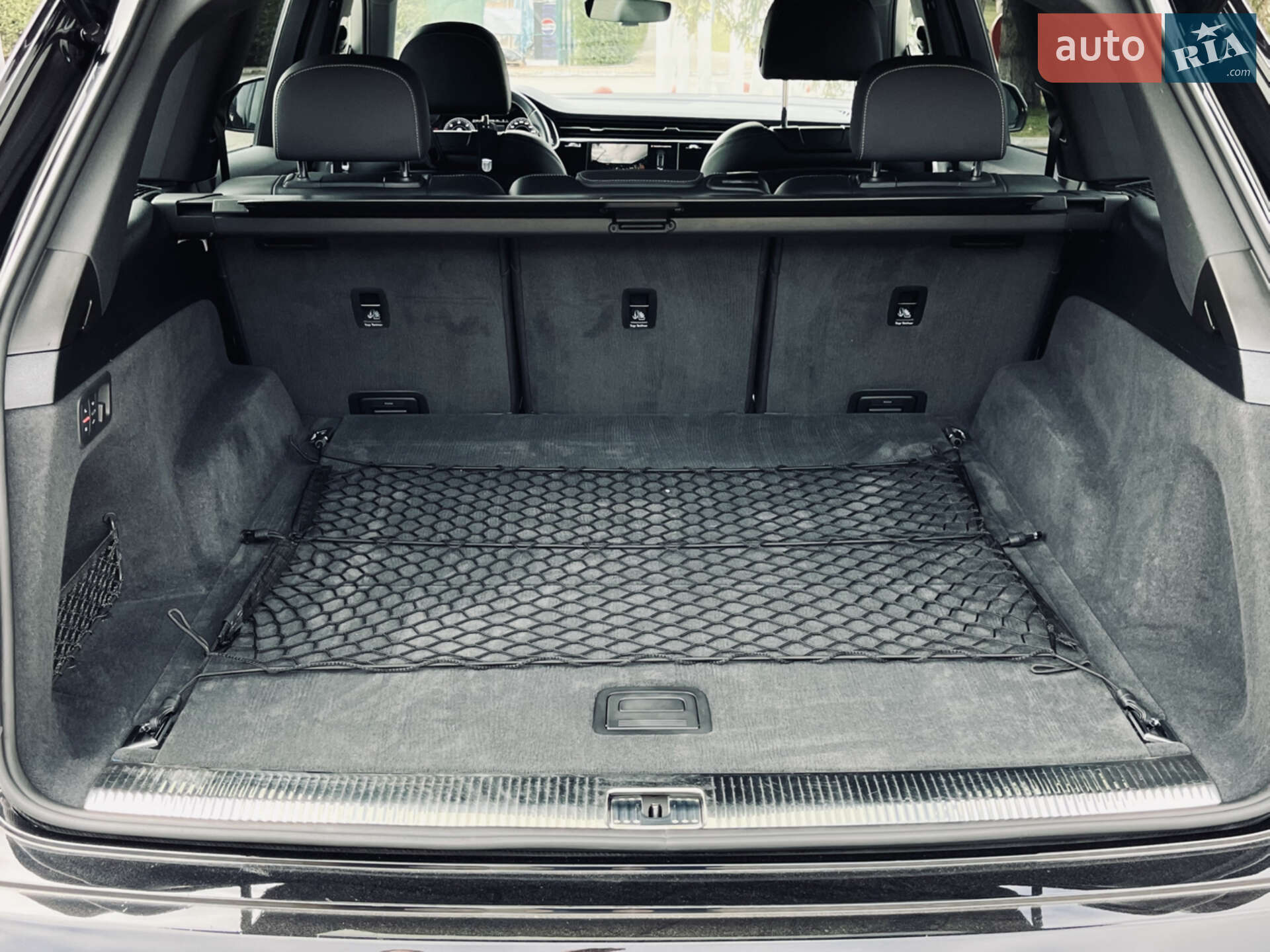Audi SQ7 2020 VIN WAUZZZ4M9MD009564 фото оголошення 52 з 97