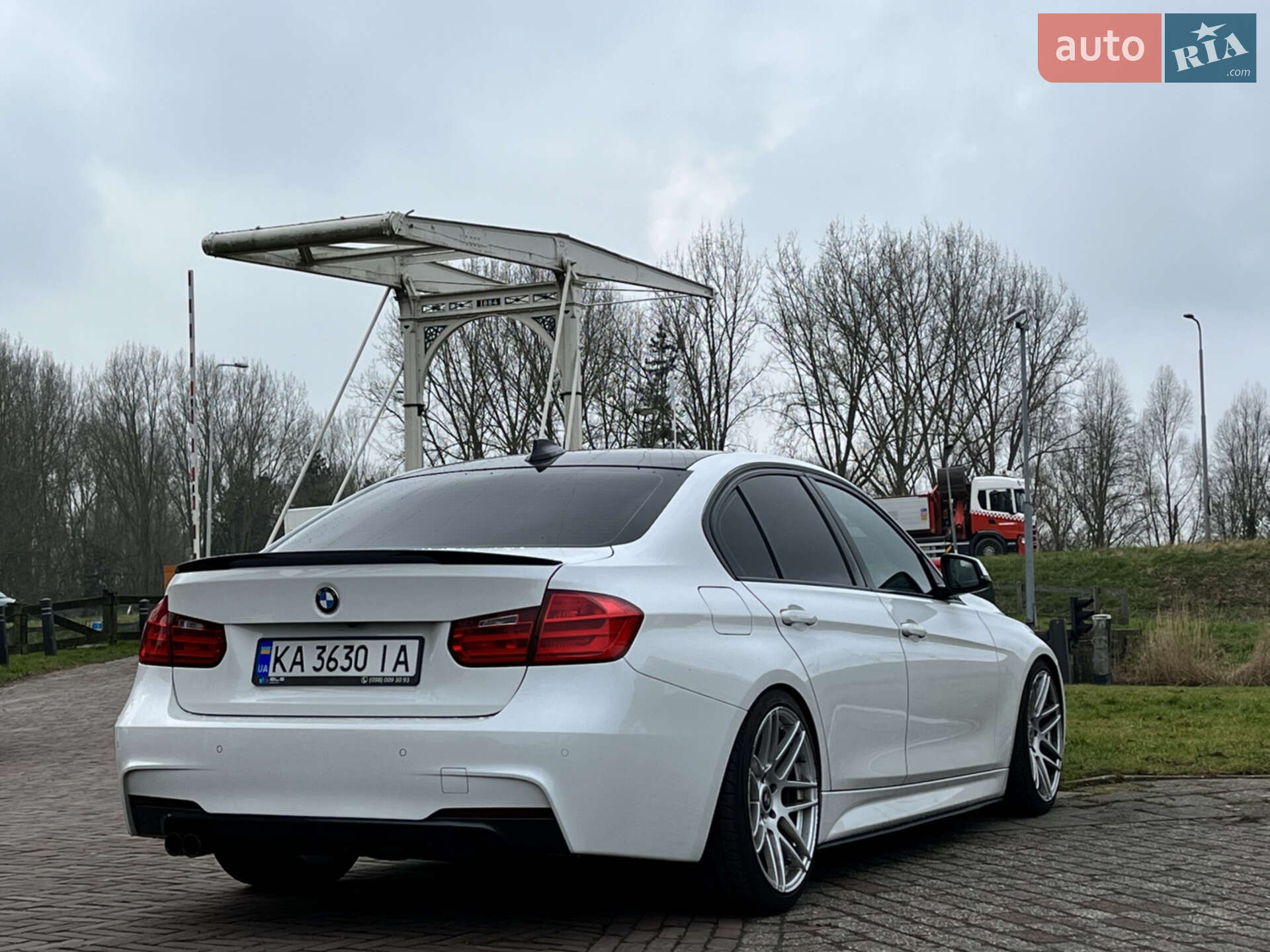 BMW 3 Series 2014 VIN WBA3A5C52EP603252 фото оголошення 18 з 27