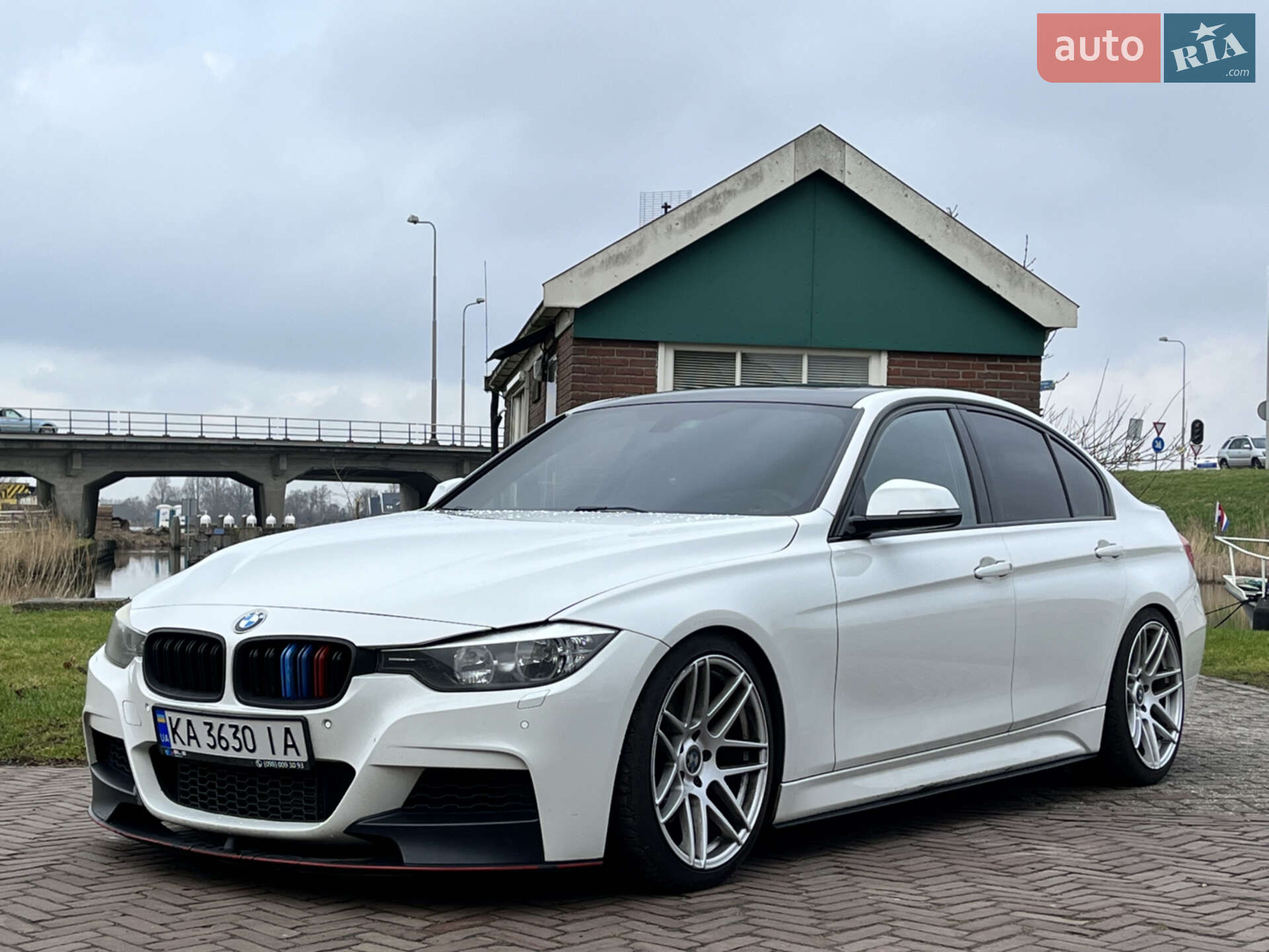 BMW 3 Series 2014 VIN WBA3A5C52EP603252 фото оголошення 24 з 27