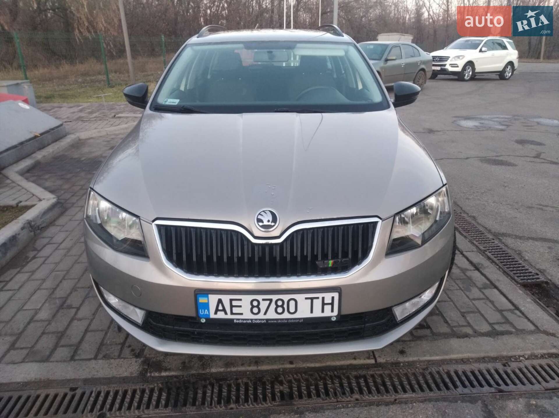 Skoda Octavia 2013 VIN TMBJC7NE4E0110632 фото оголошення 5 з 8